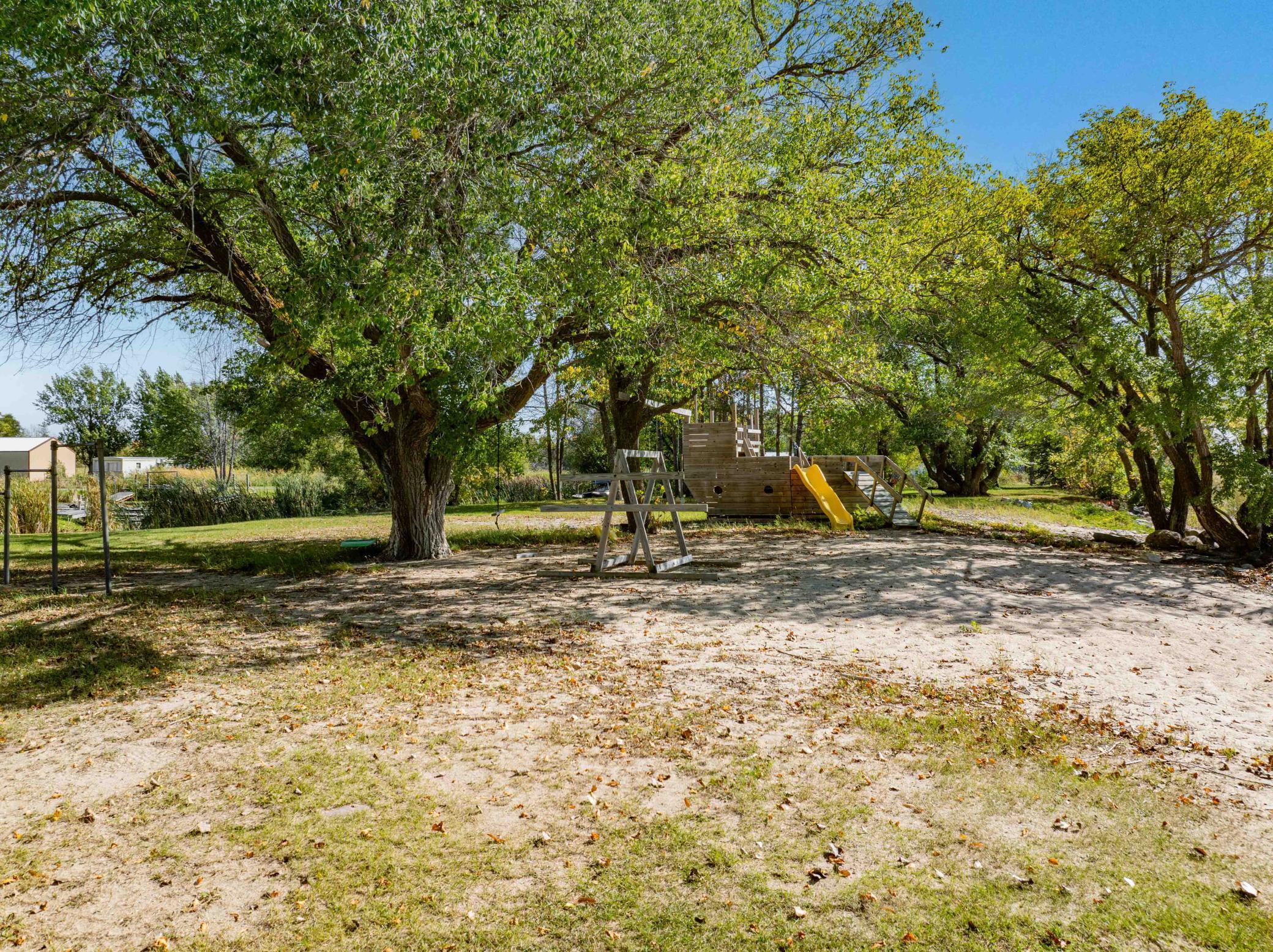 main property photo 51