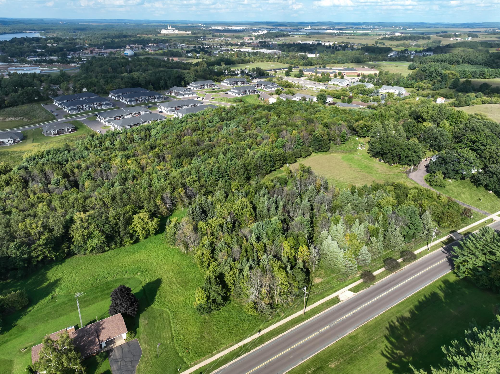 main property photo 7