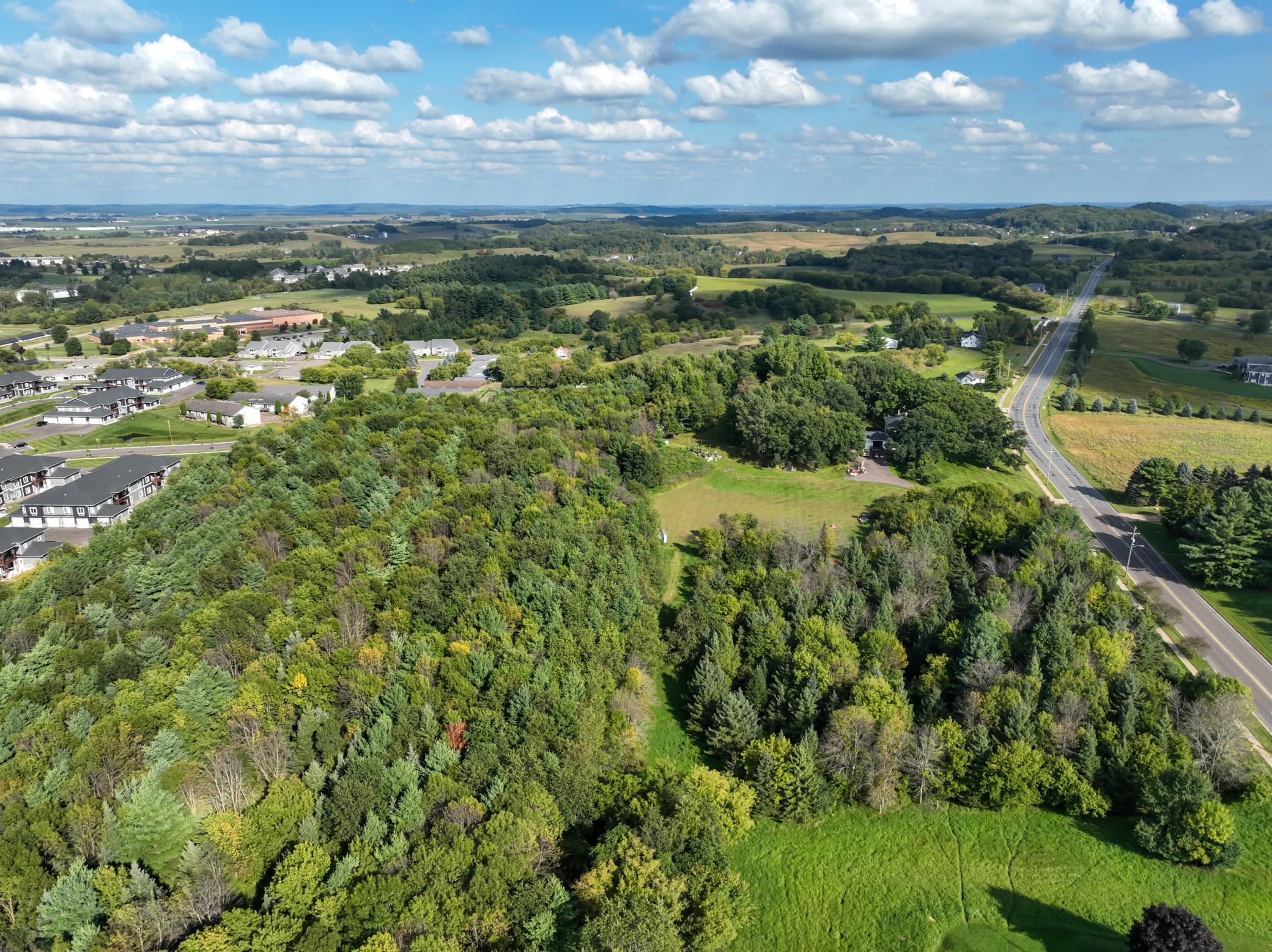 main property photo 9