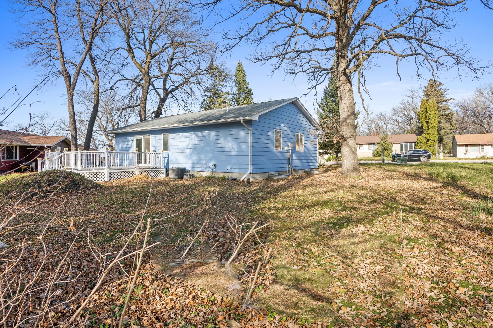 main property photo 11