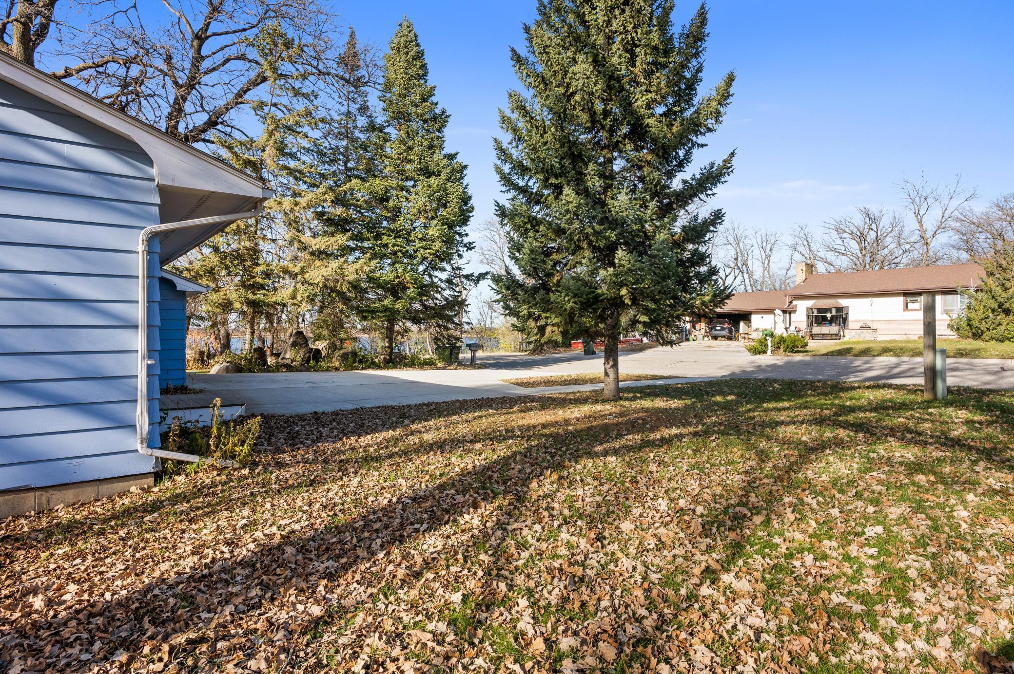 main property photo 4