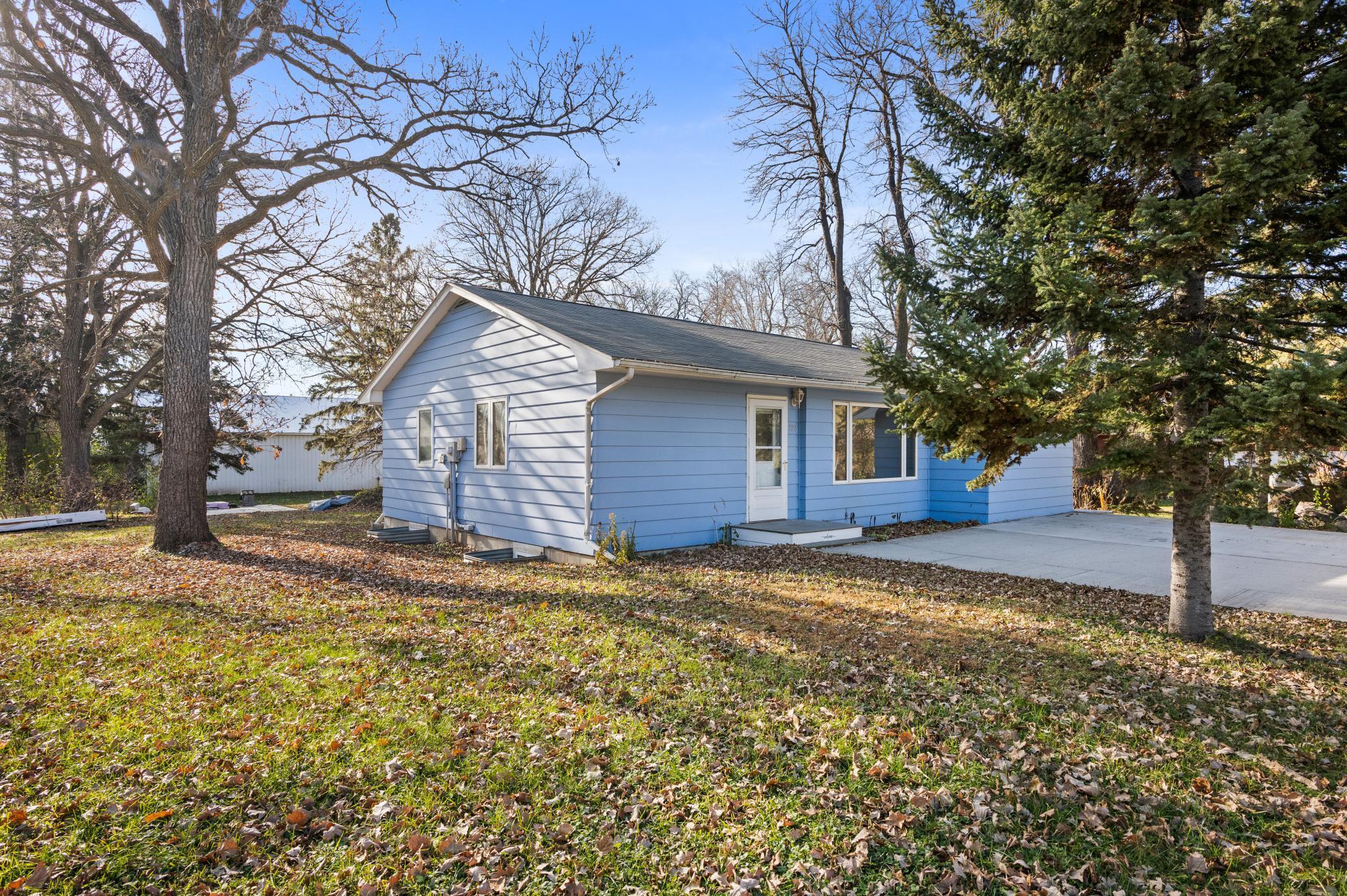 main property photo 5