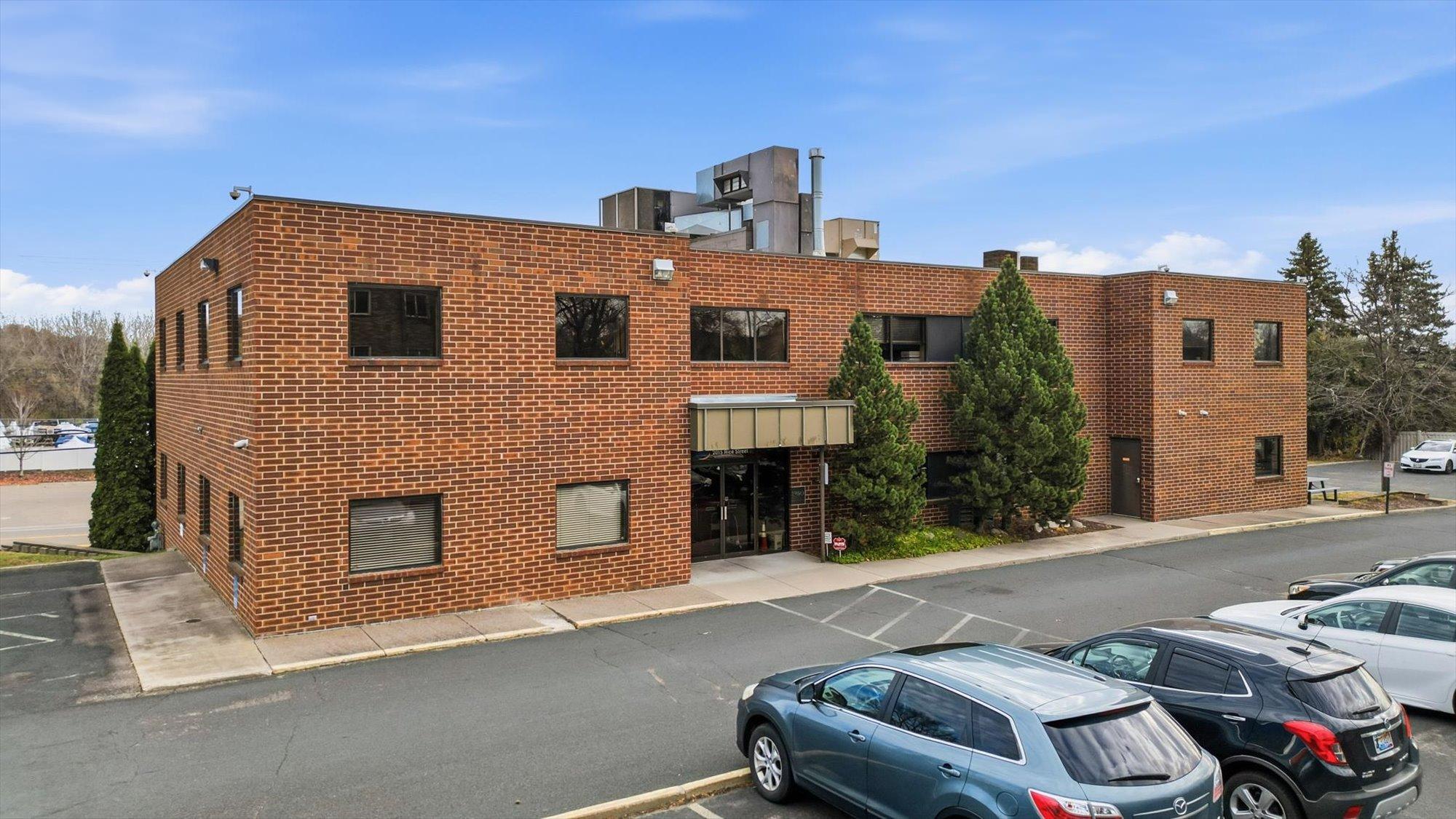 main property photo 39