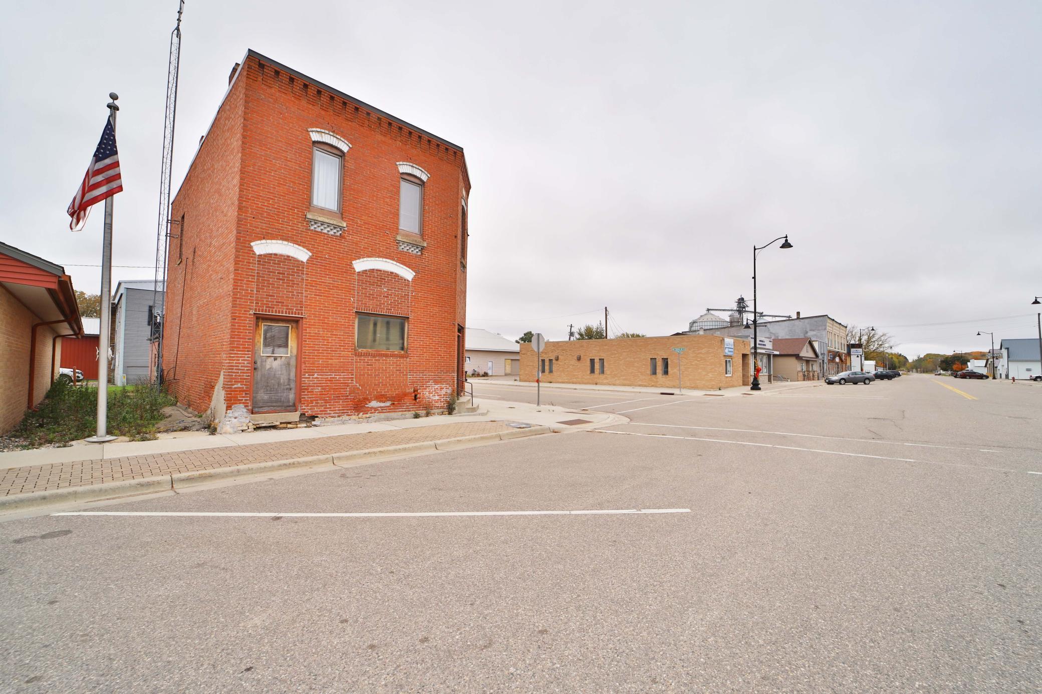 main property photo 21