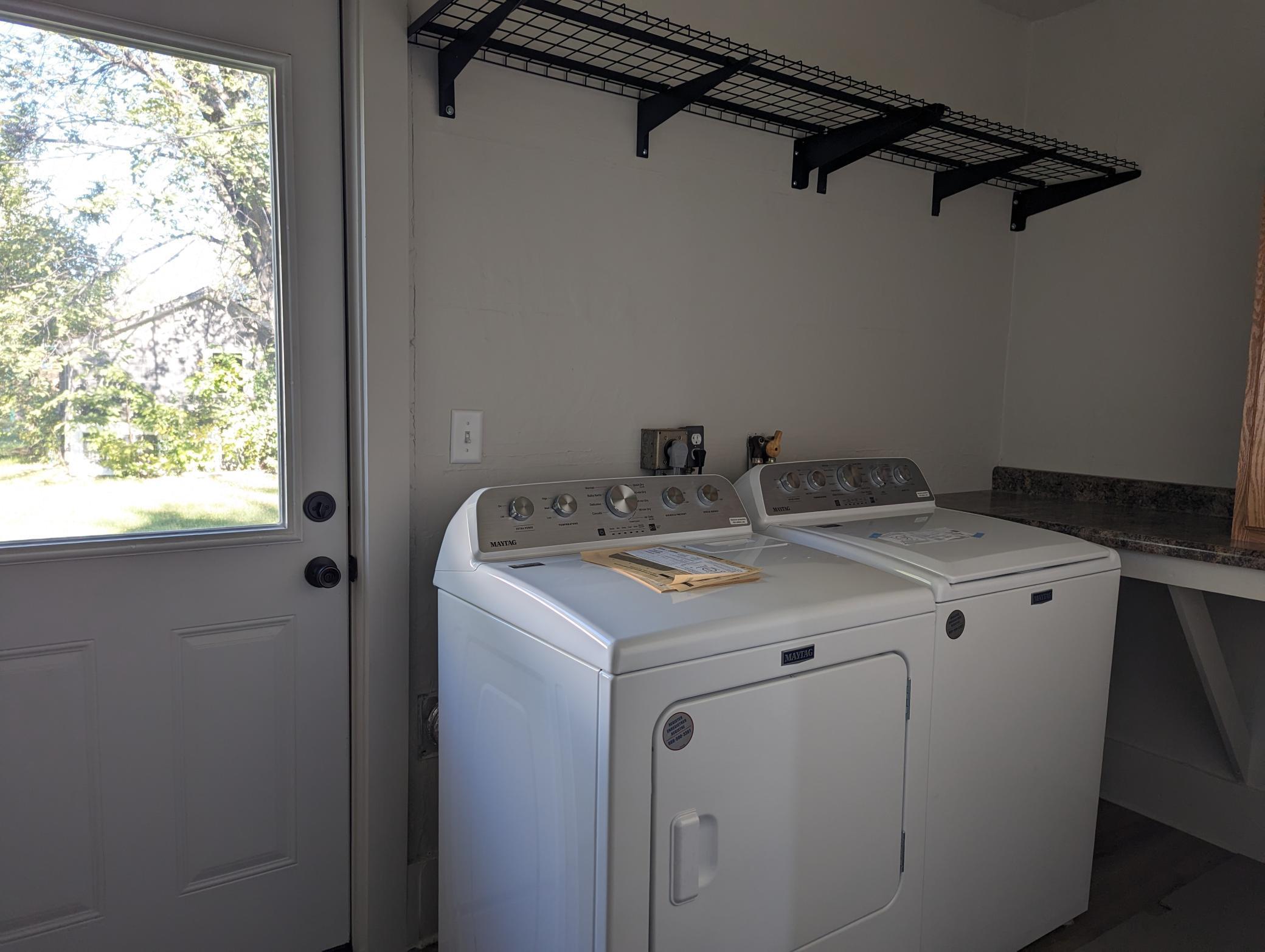 main property photo 8