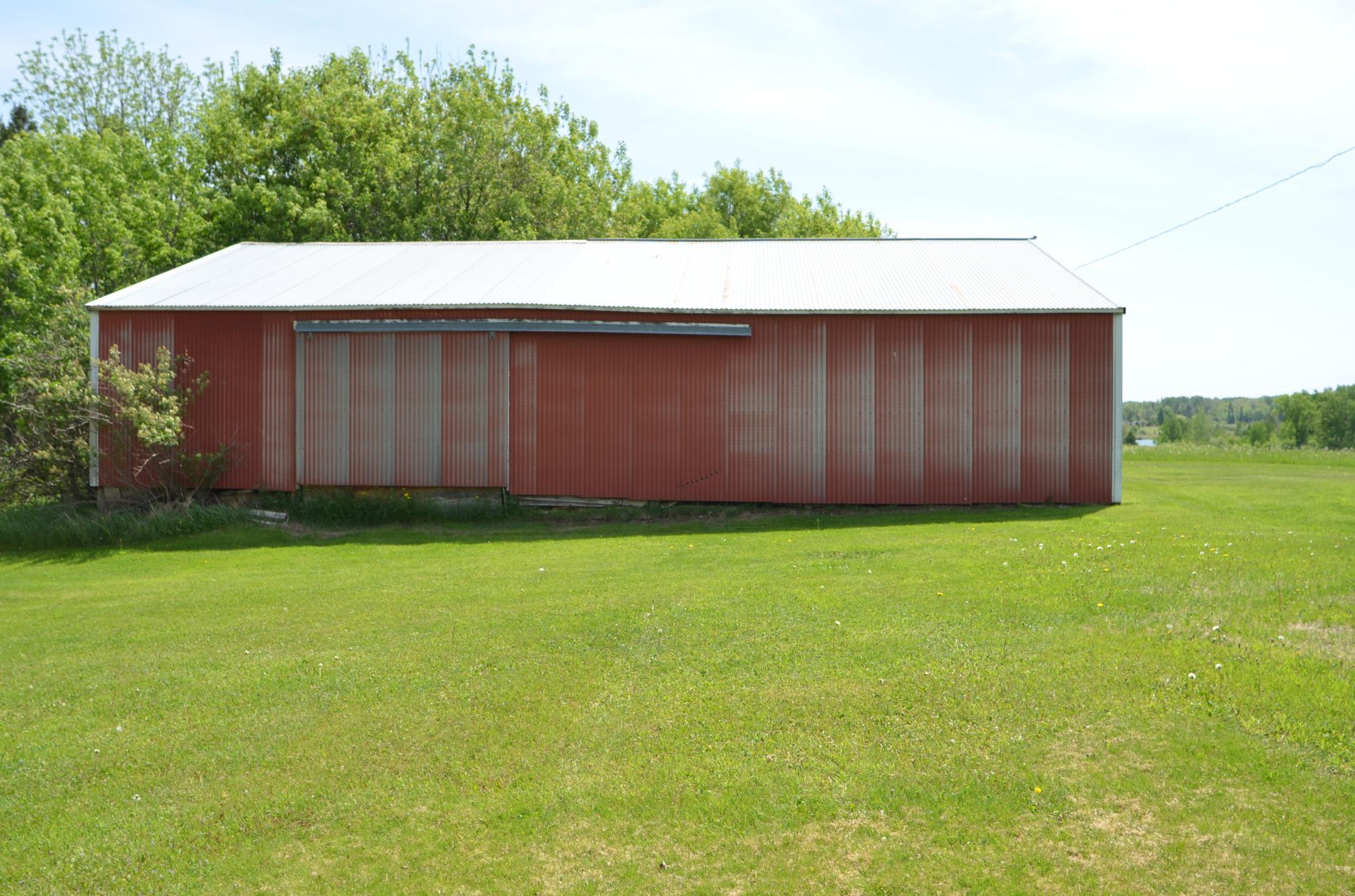main property photo 30
