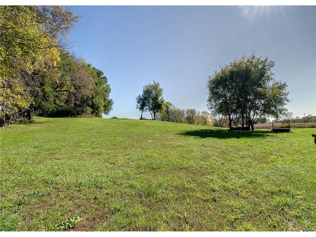 main property photo 78