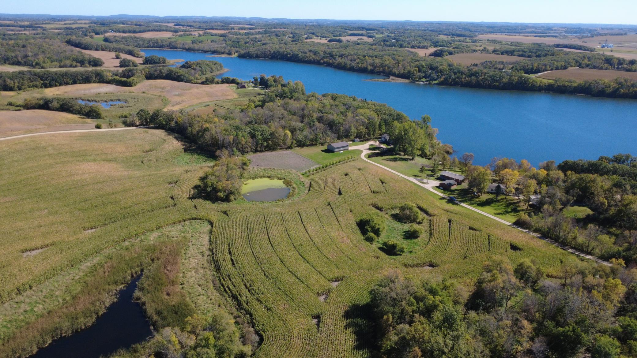 main property photo 33