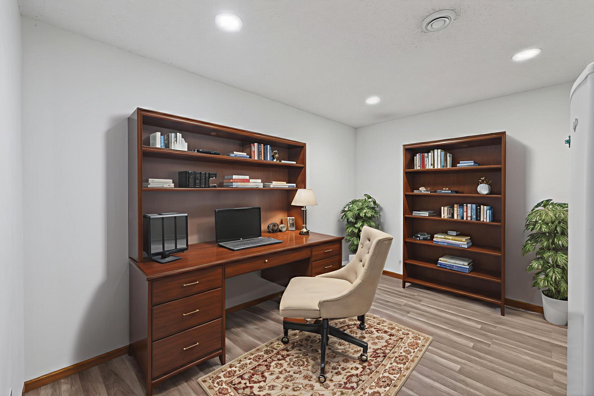 main property photo 22