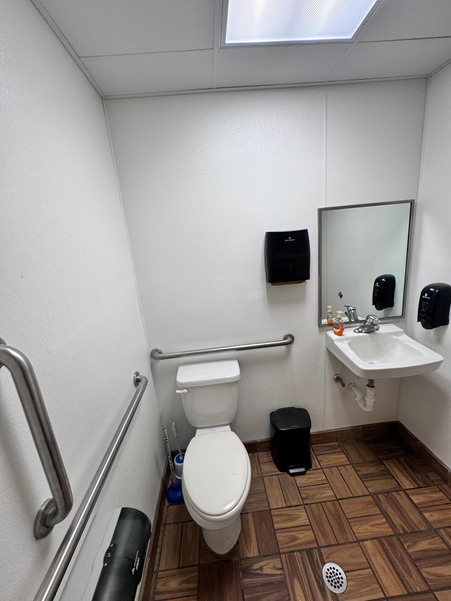 main property photo 19