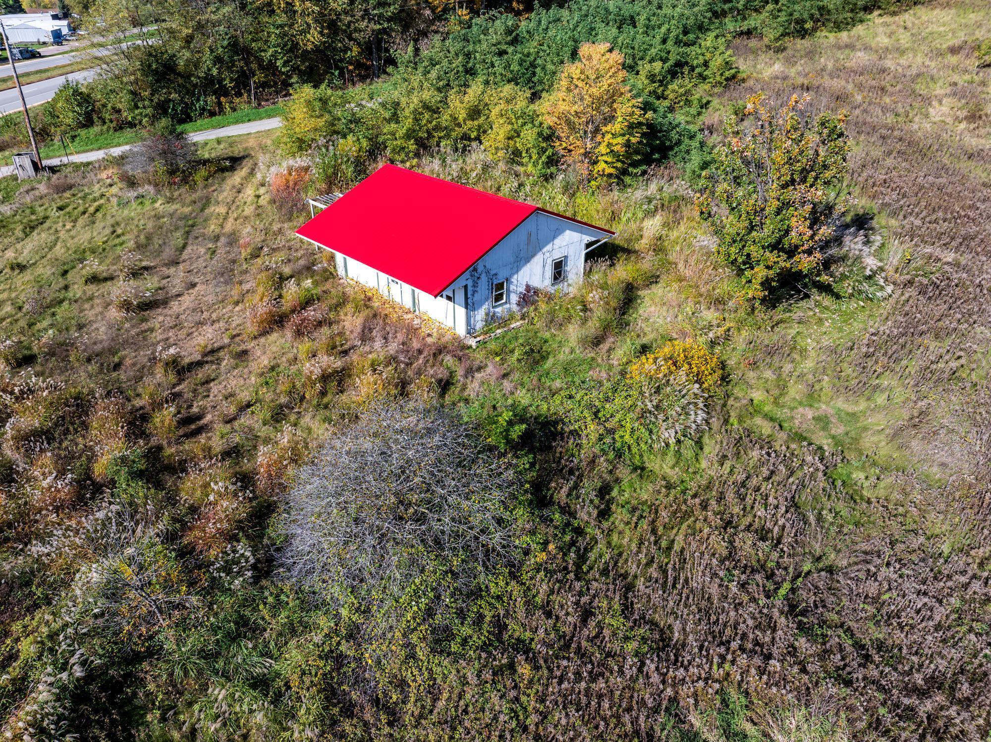 main property photo 13