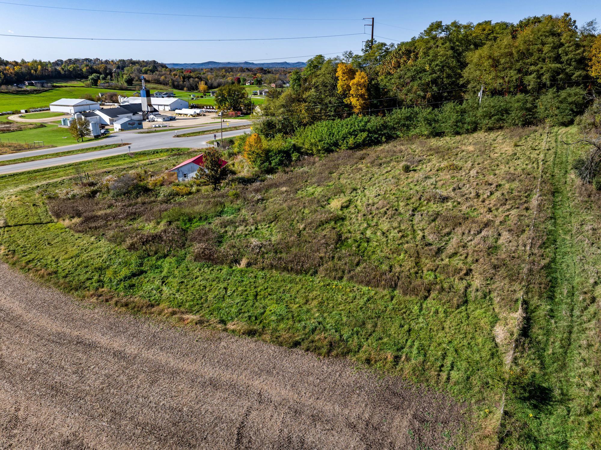 main property photo 17