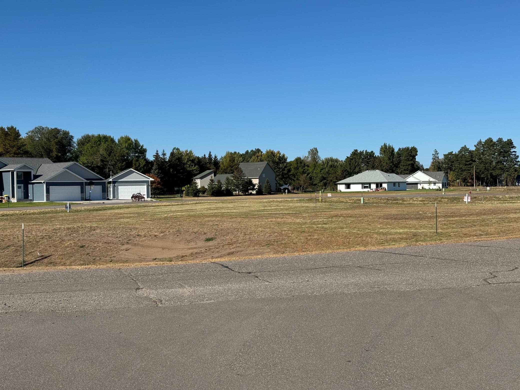 main property photo 16