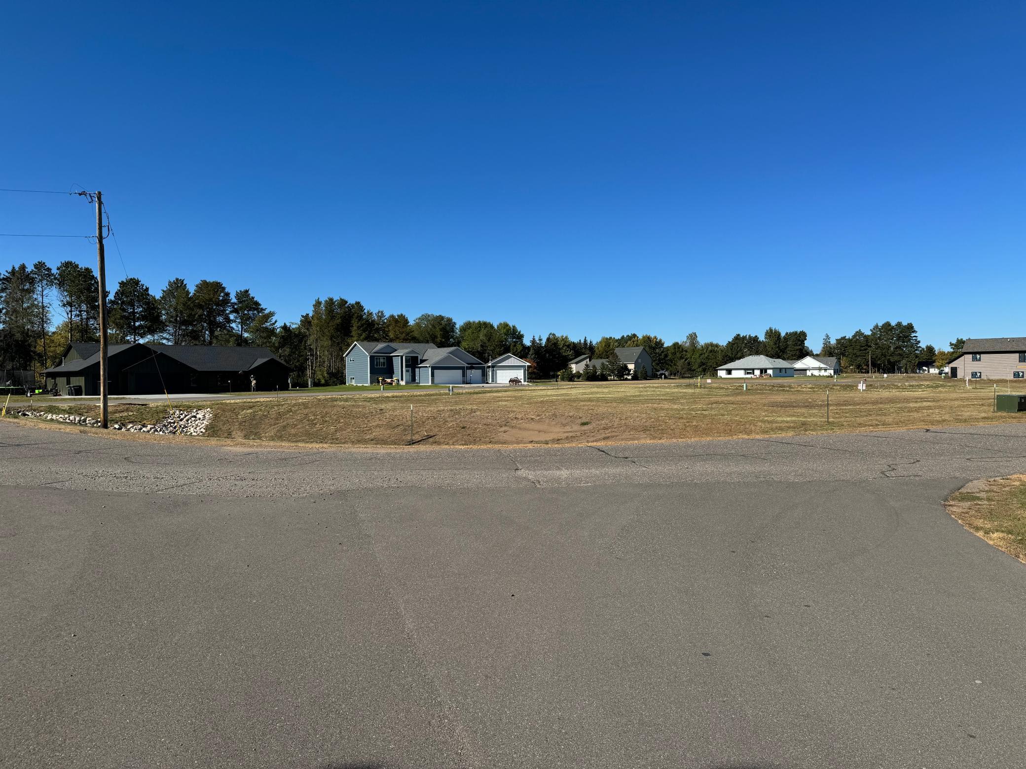 main property photo 15