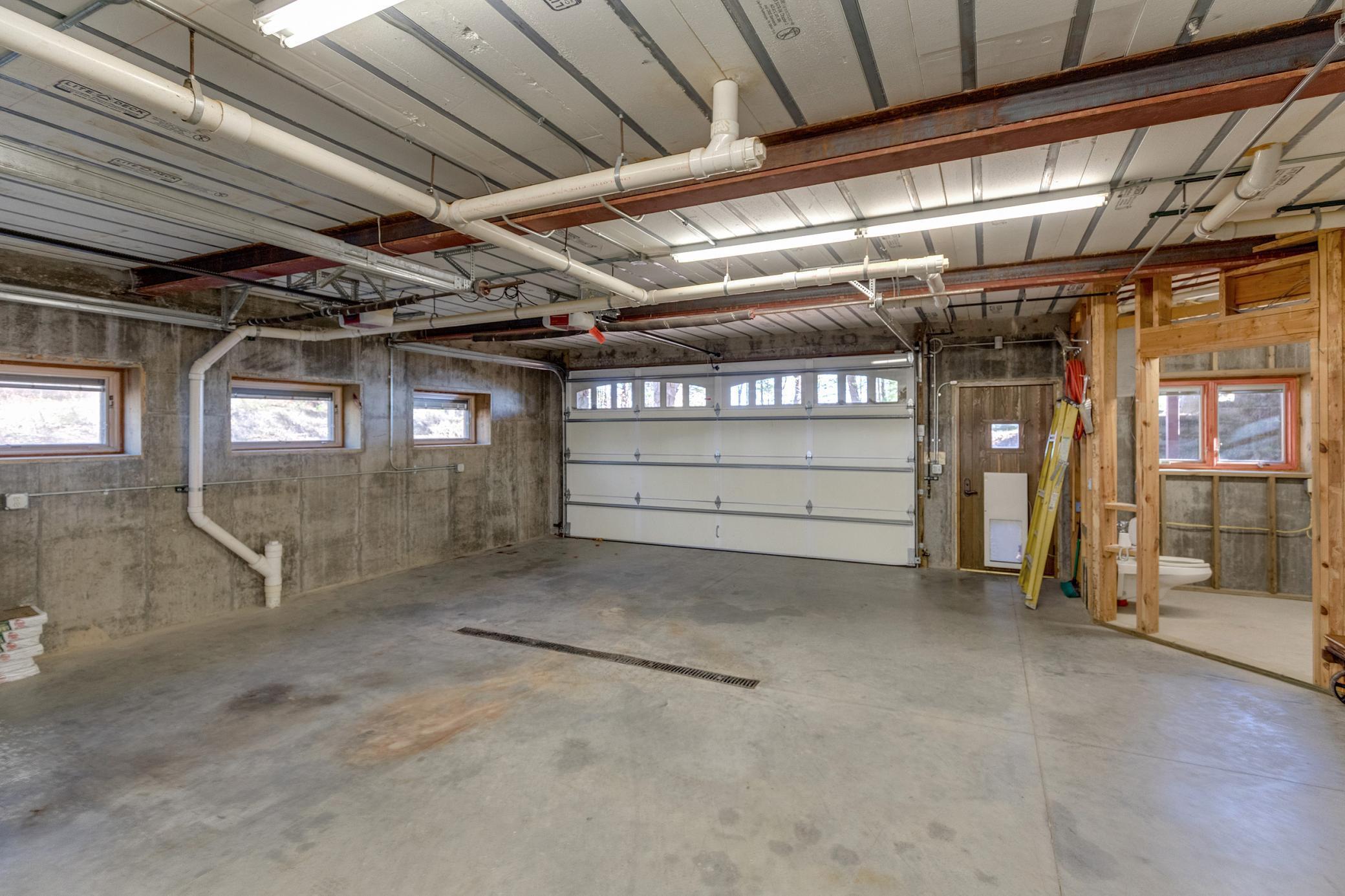 main property photo 60