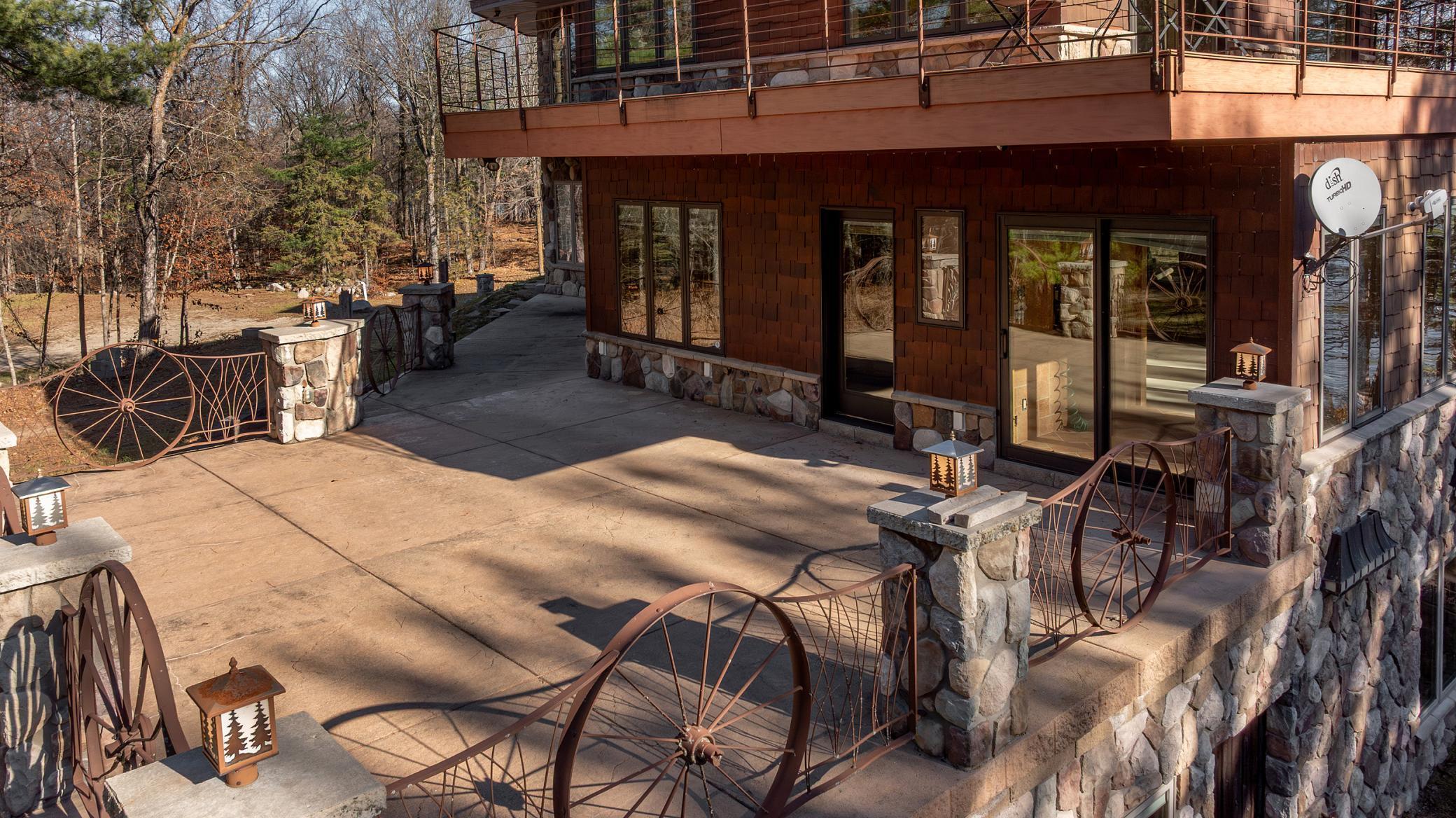 main property photo 74