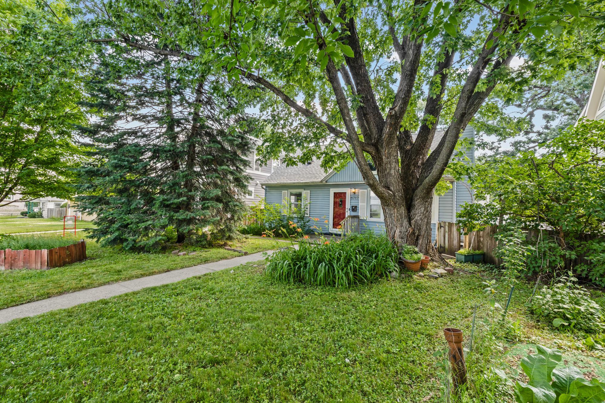 main property photo 34