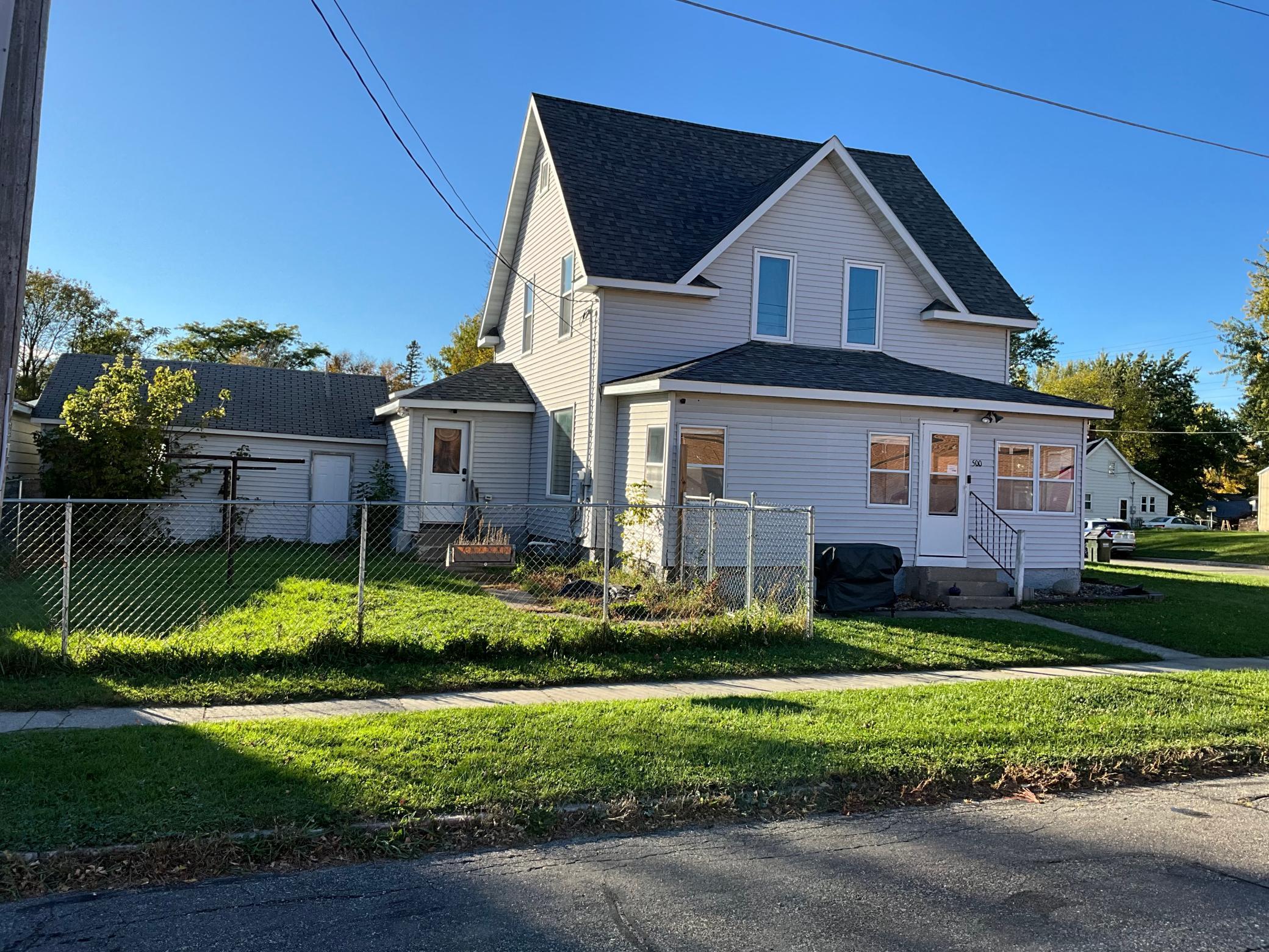 main property photo 22
