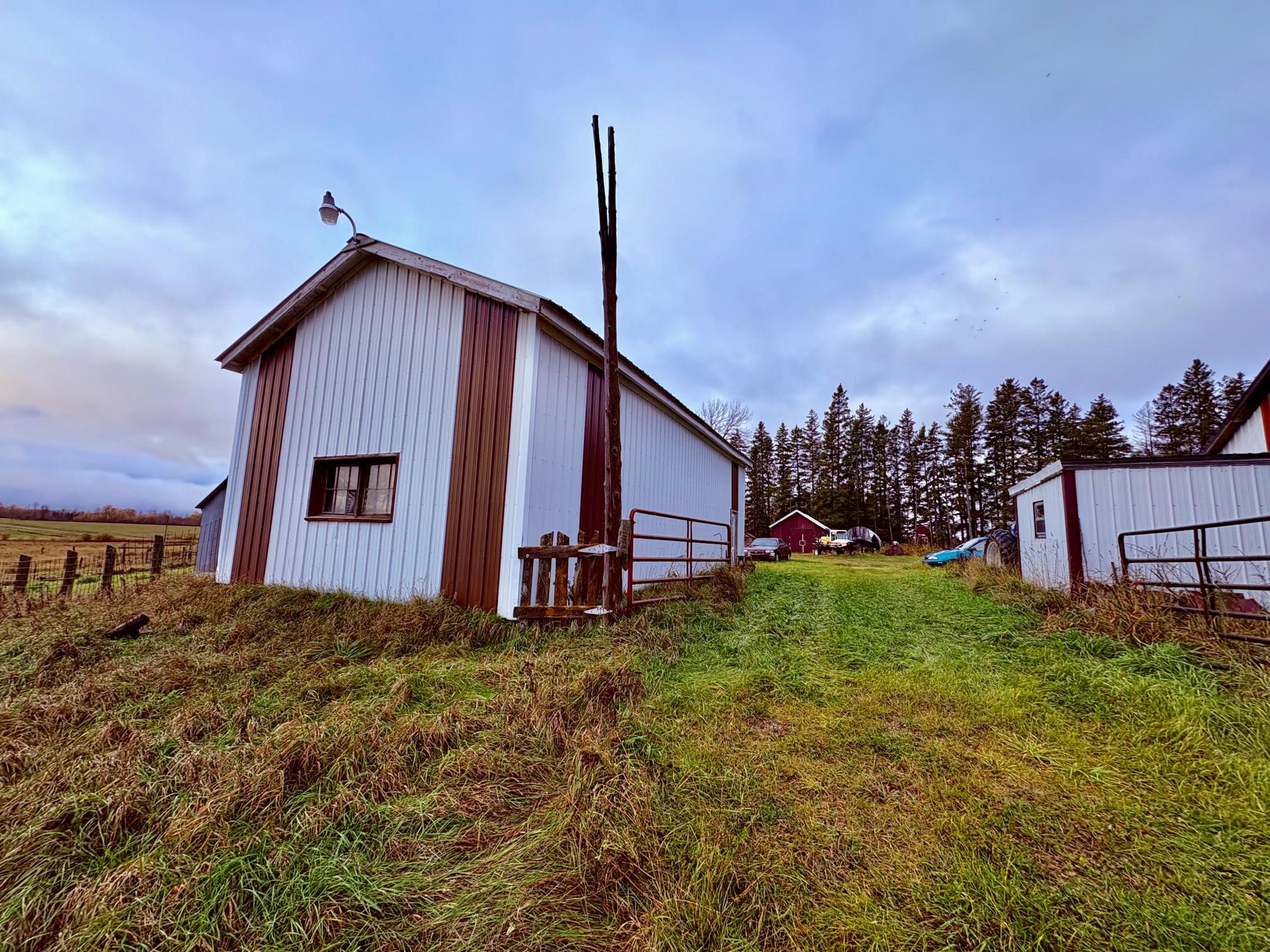 main property photo 5