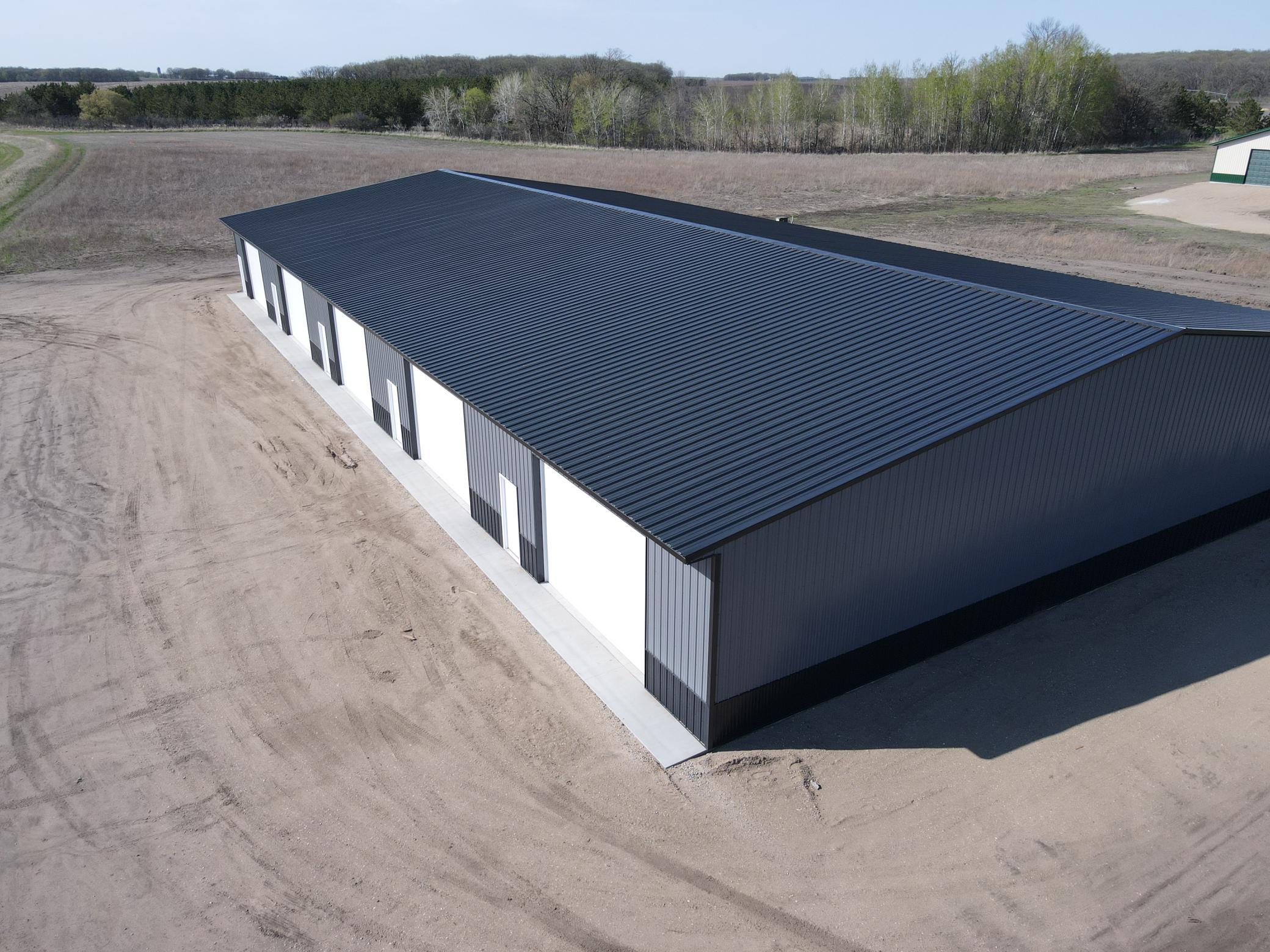 main property photo 13