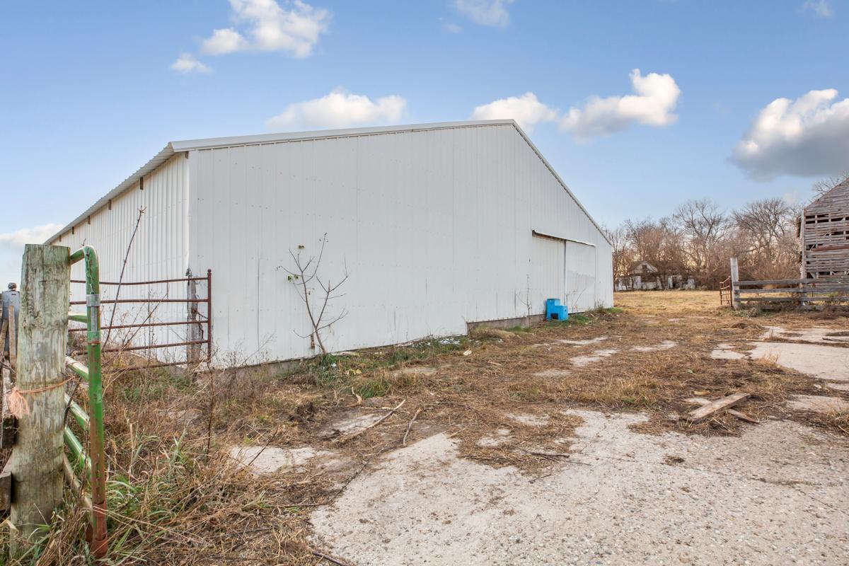 main property photo 6