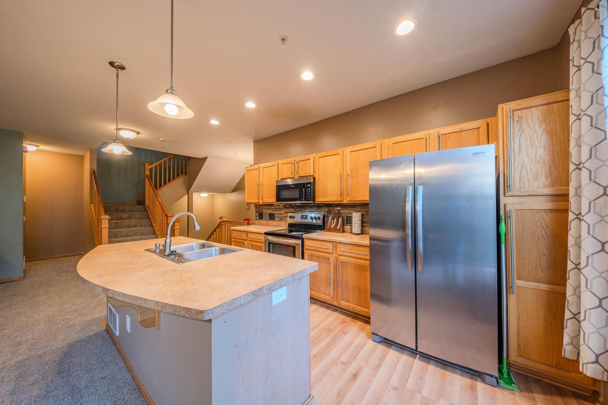 main property photo 8