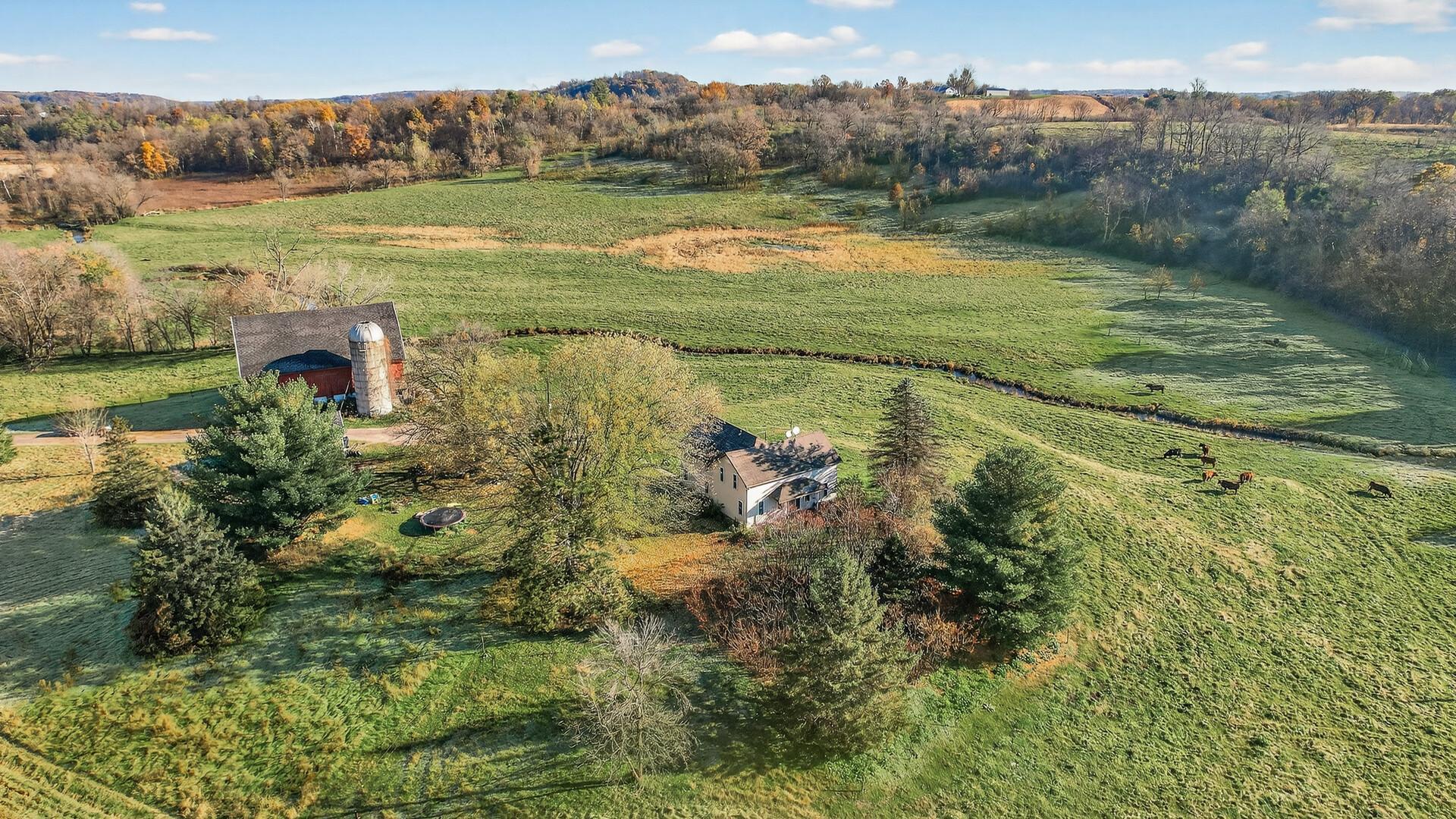 main property photo 17