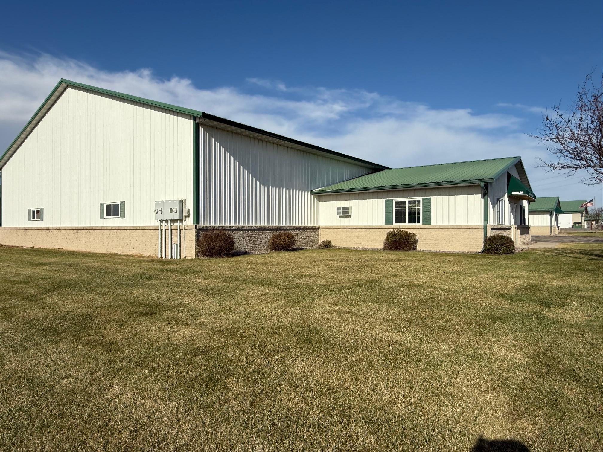 main property photo 13