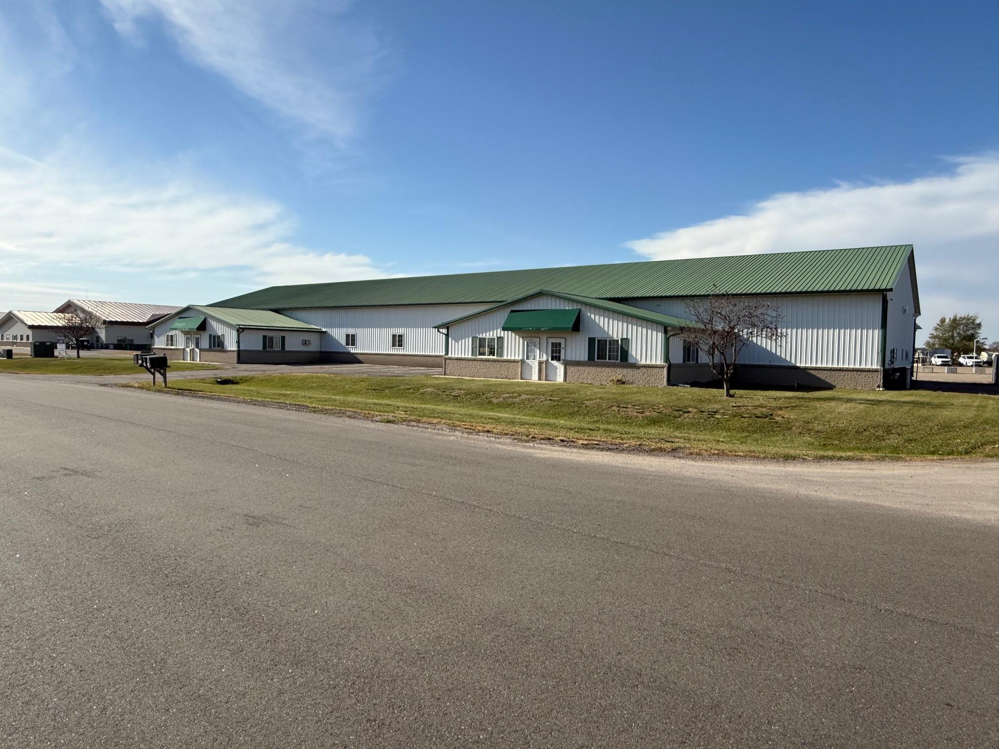 main property photo 2