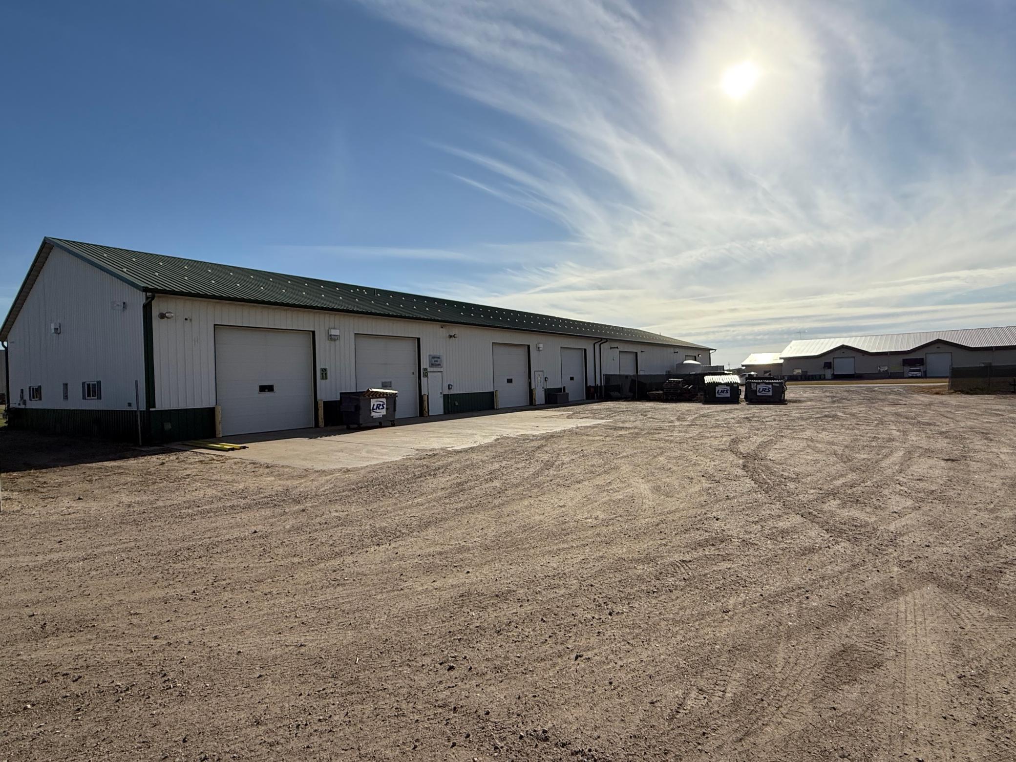 main property photo 9