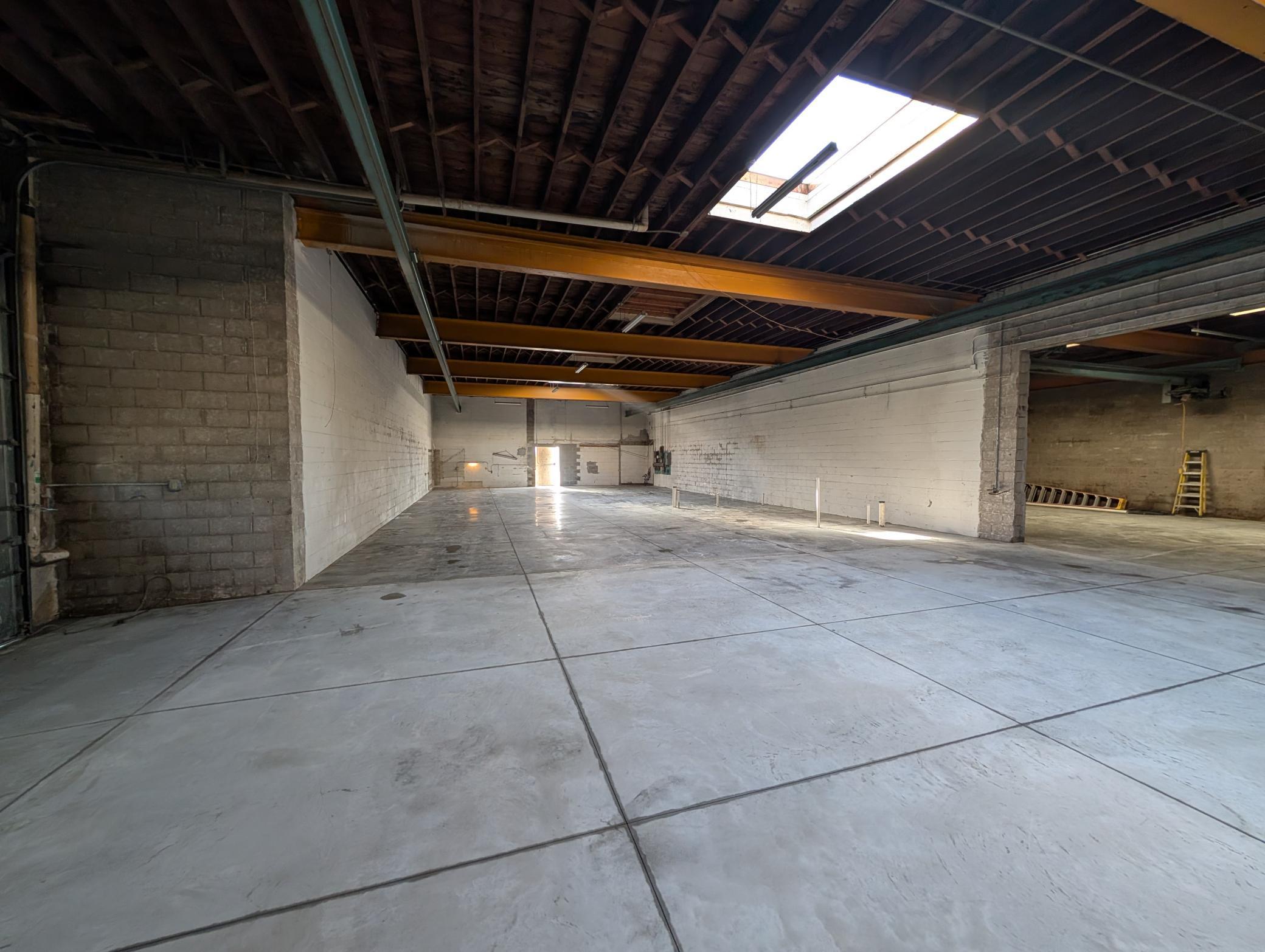 main property photo 17