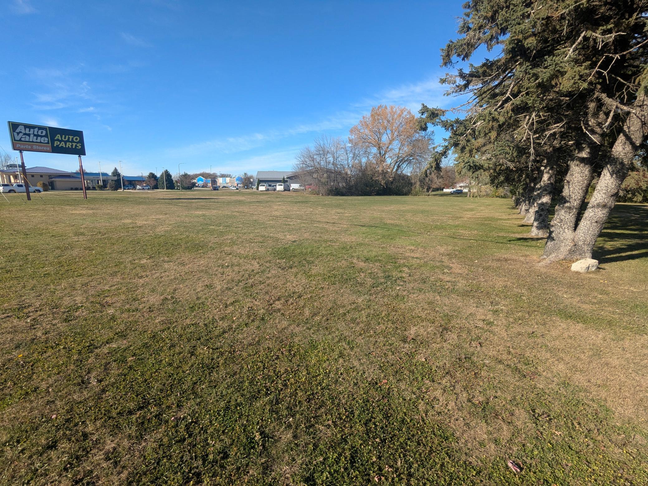 main property photo 9