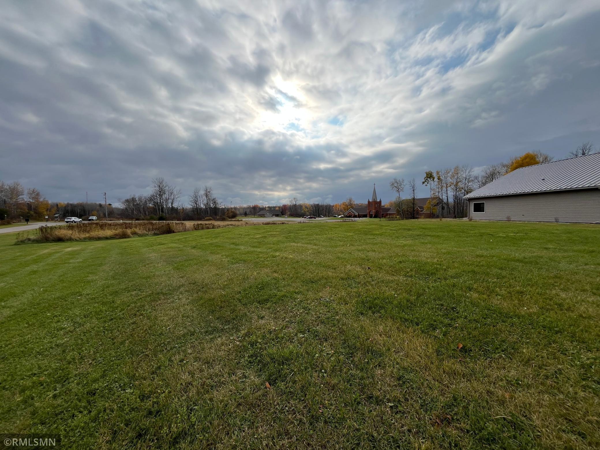 main property photo 12