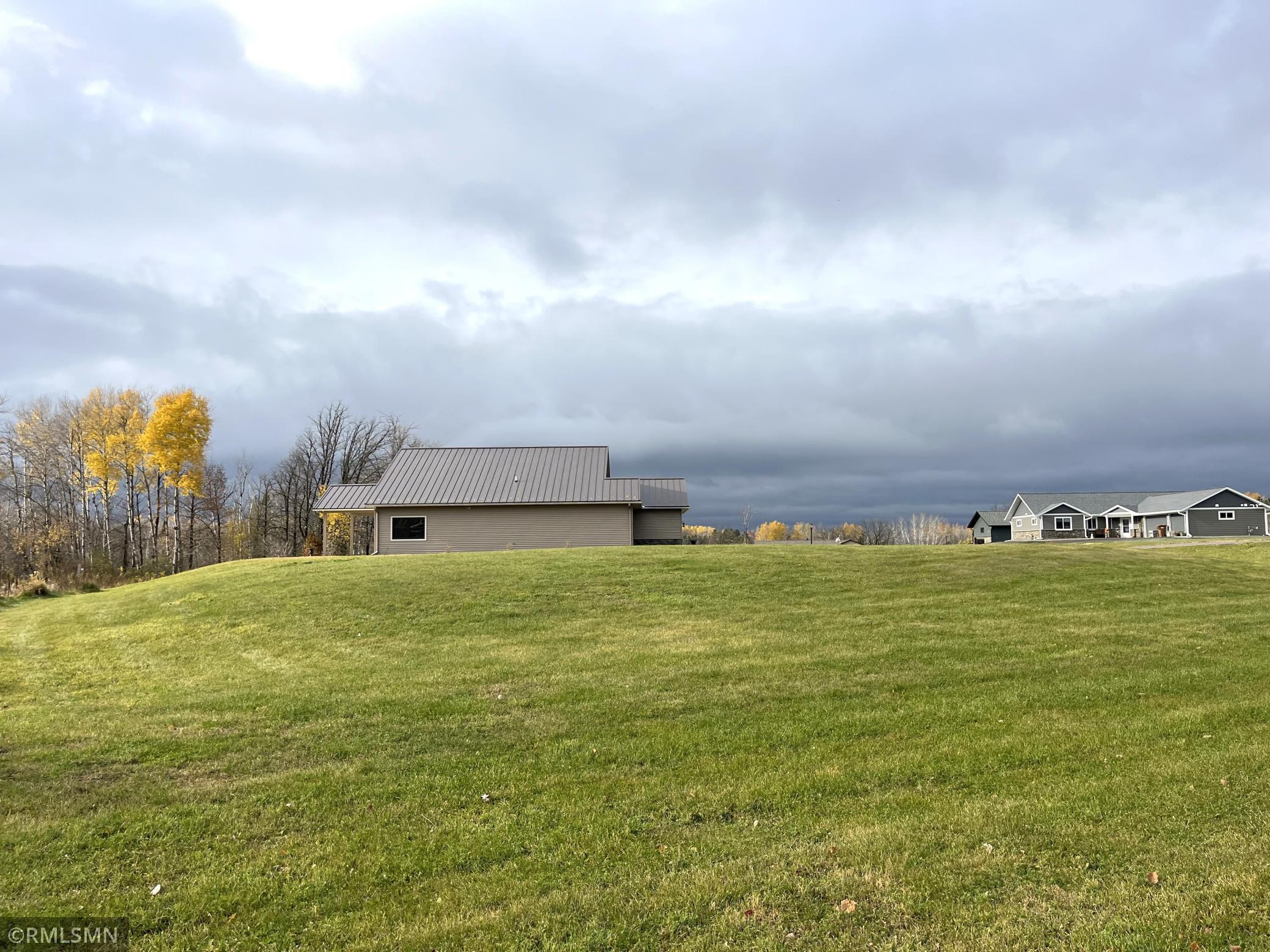 main property photo 7