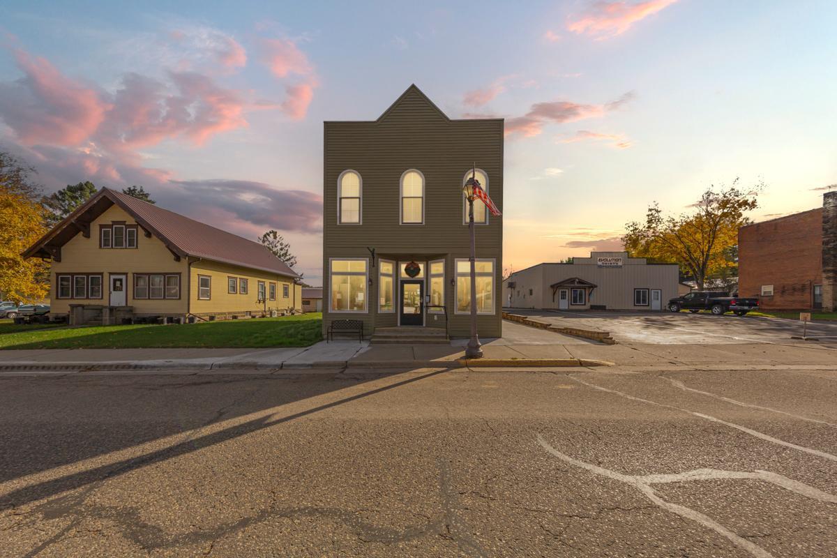 main property photo 31