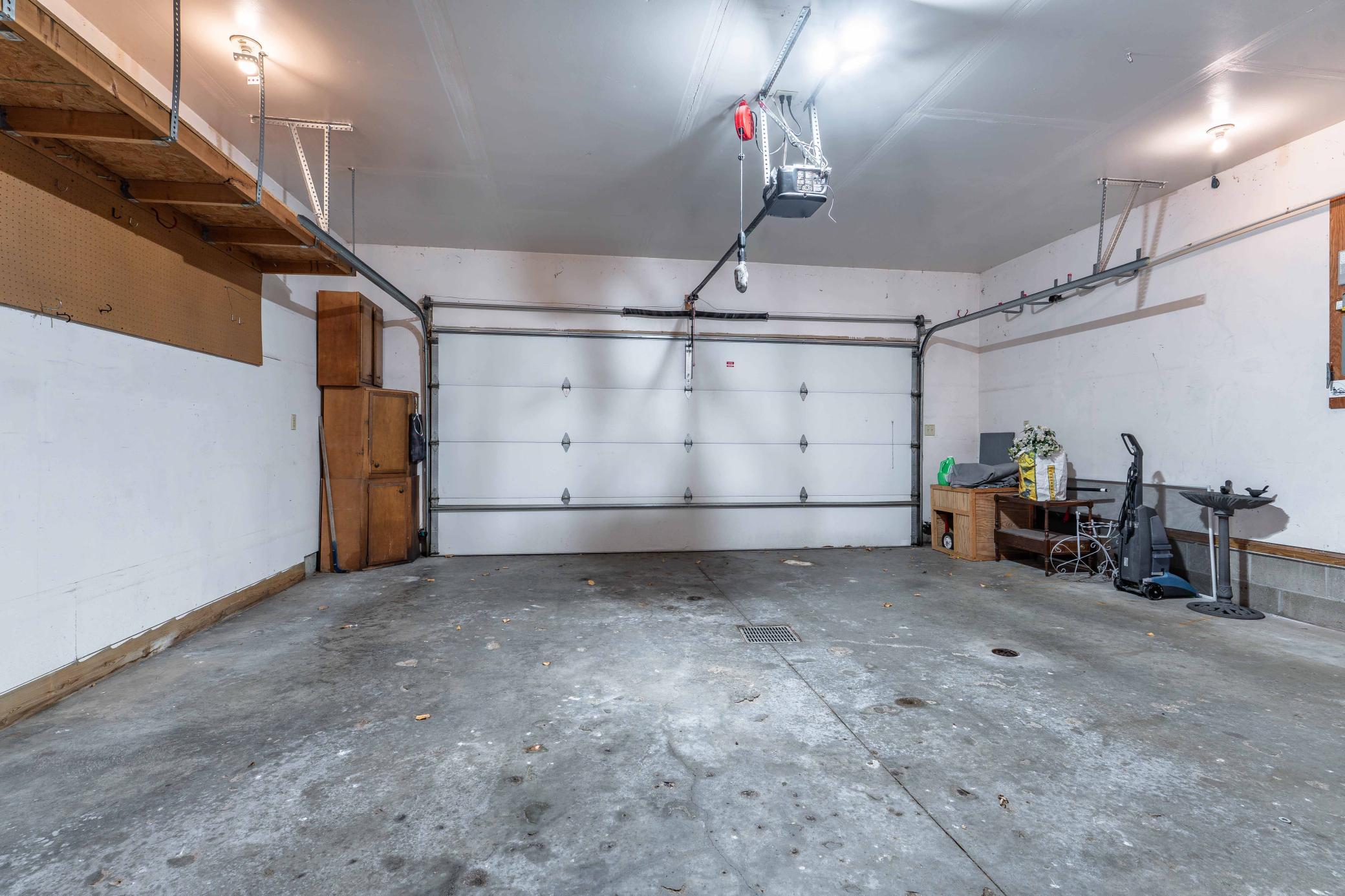 main property photo 75