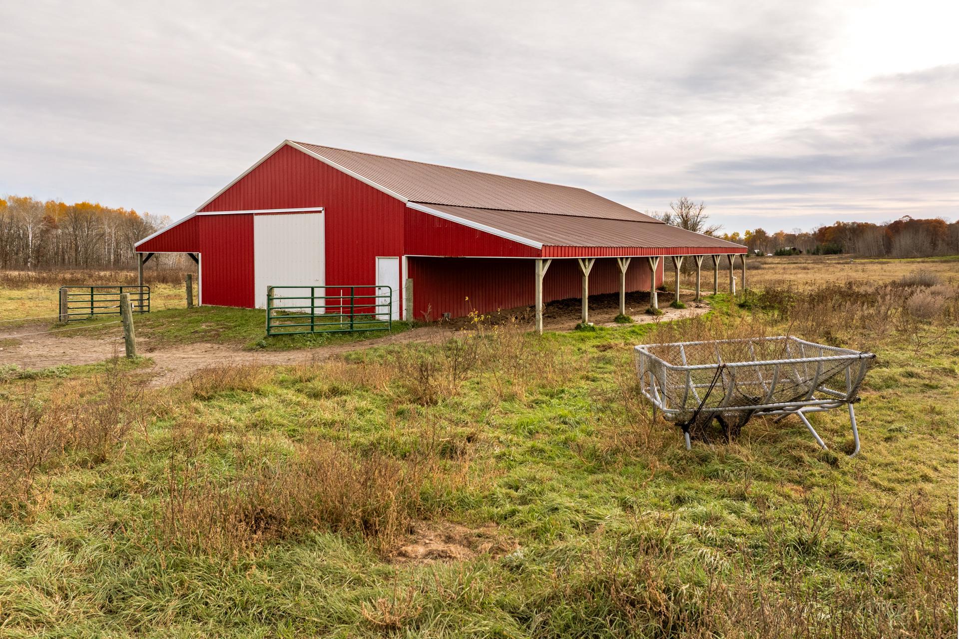 main property photo 39