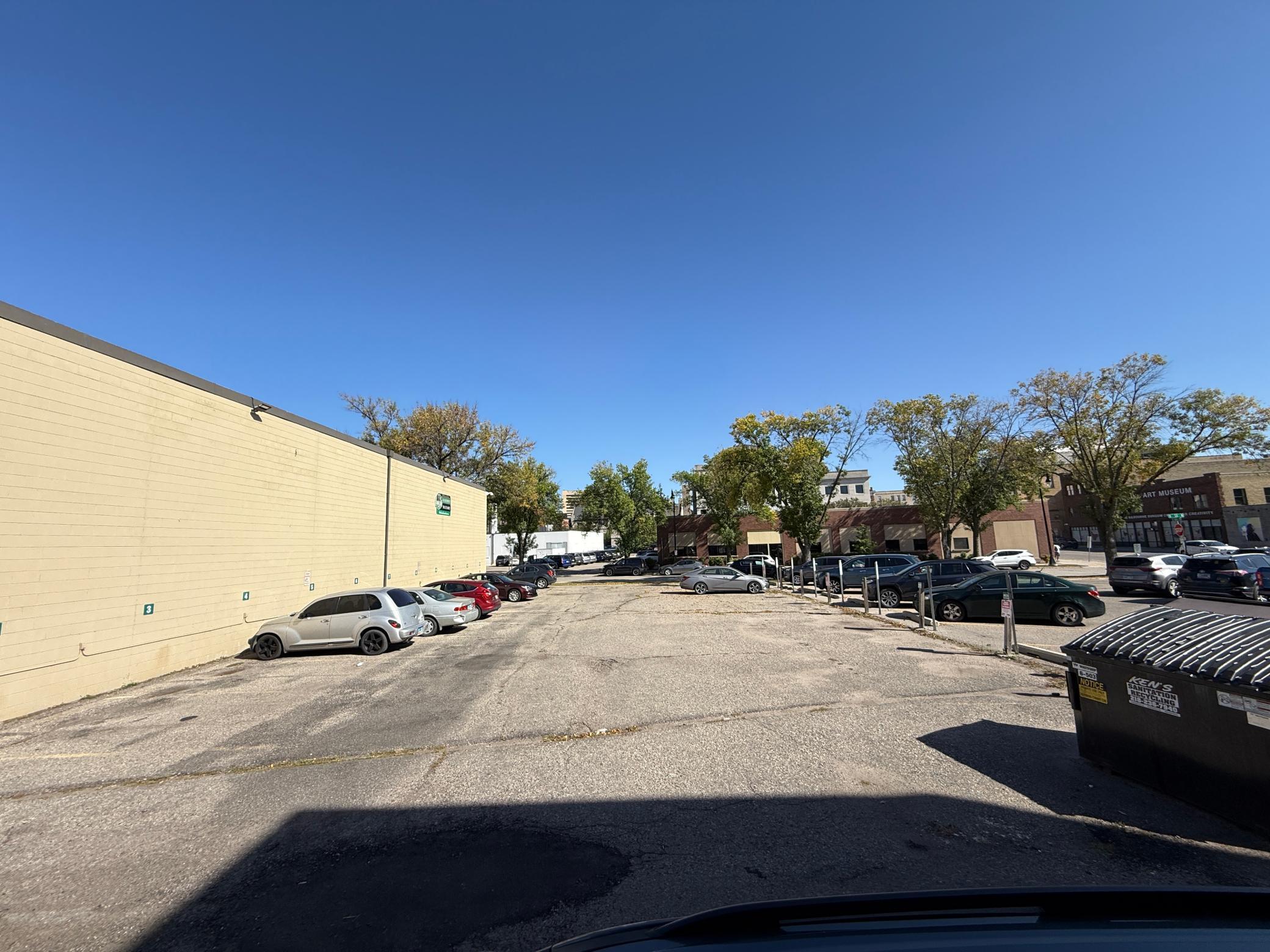 main property photo 3