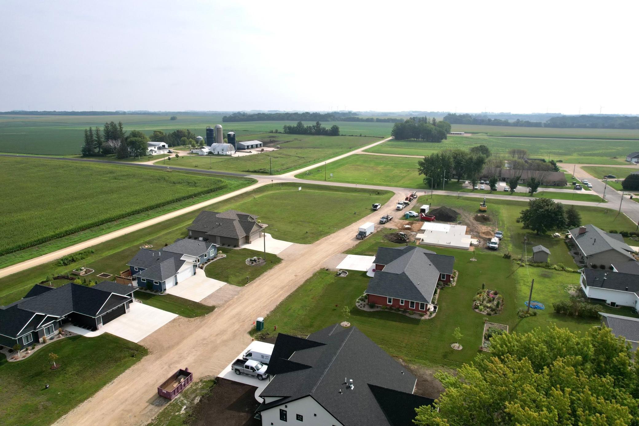 main property photo 5