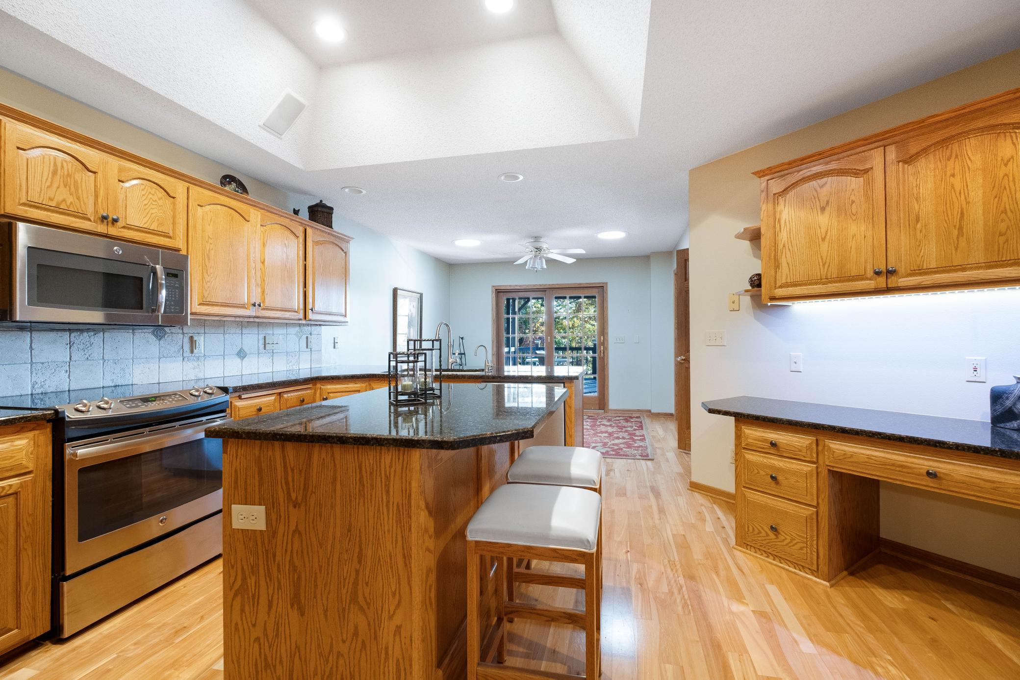 main property photo 25