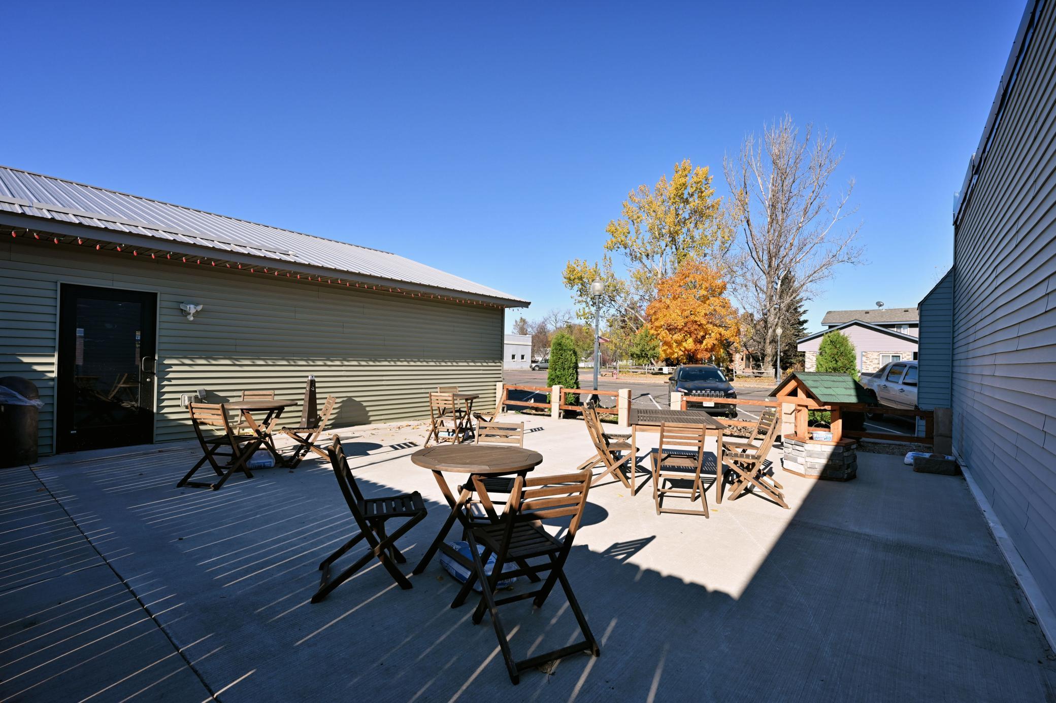 main property photo 6