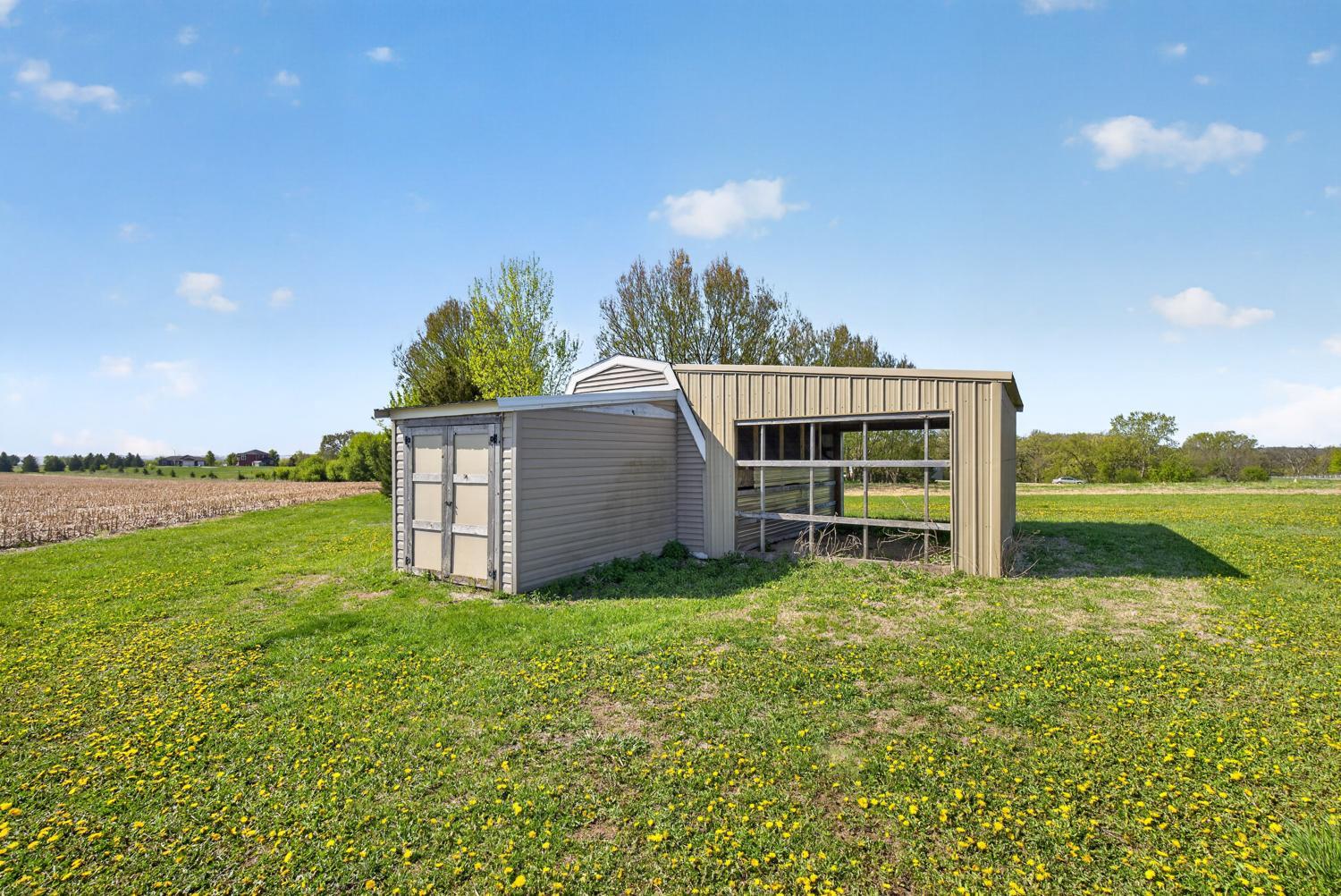 main property photo 17