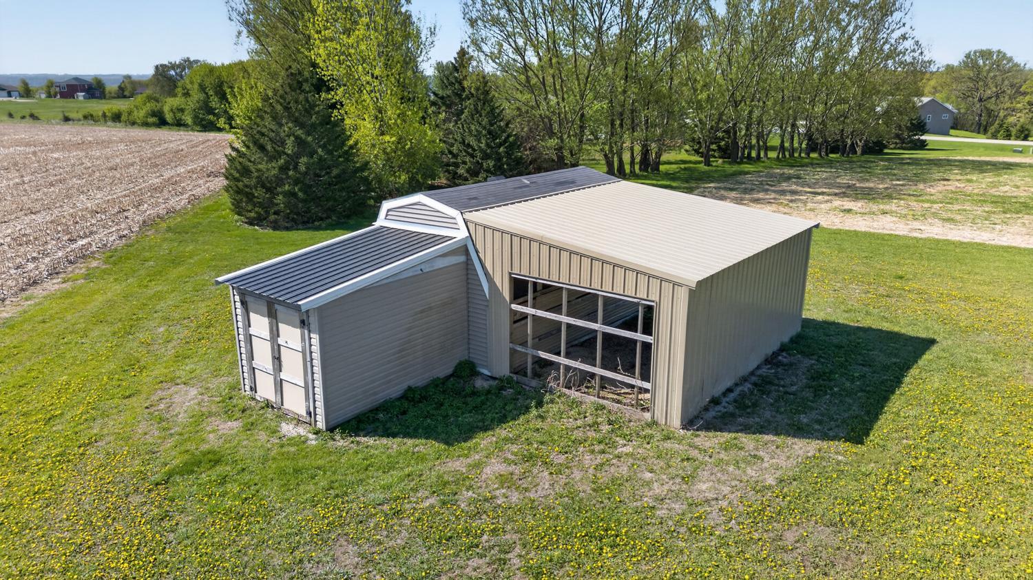 main property photo 18