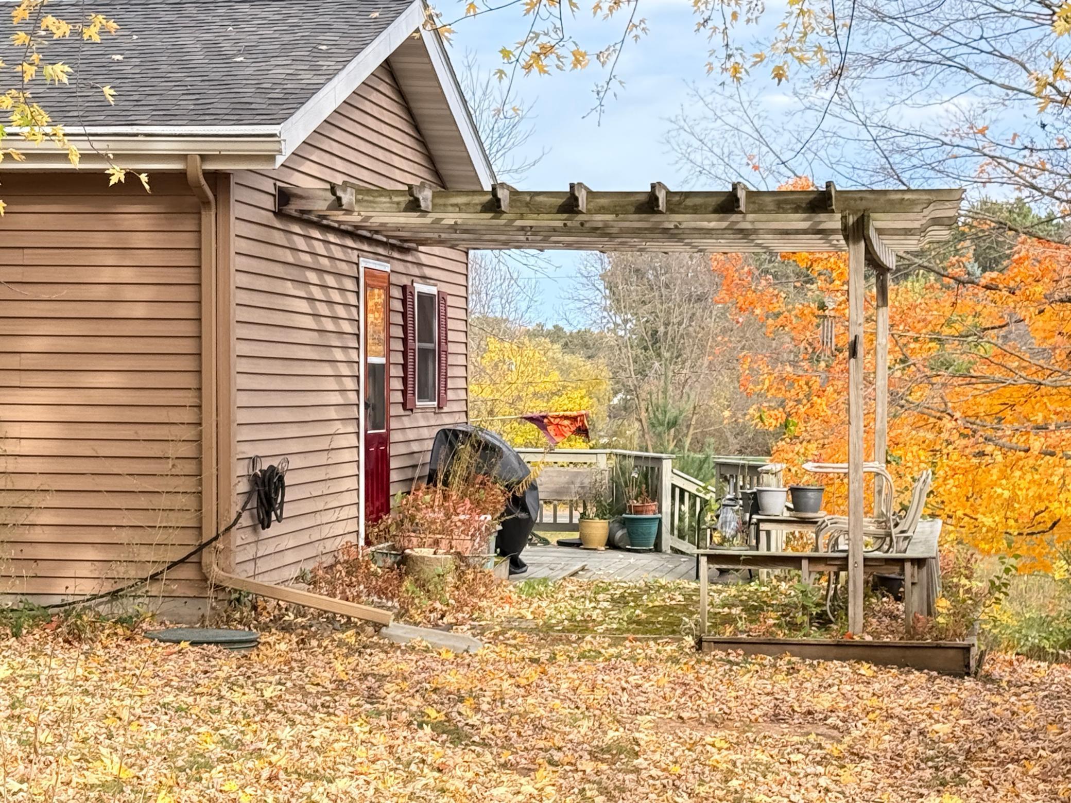main property photo 41