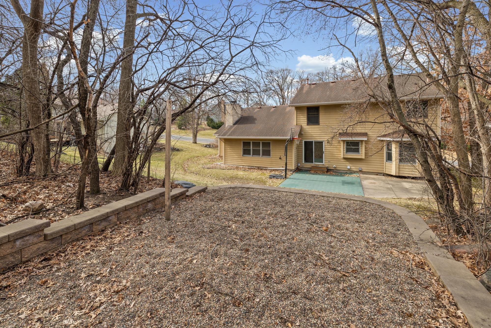 main property photo 31
