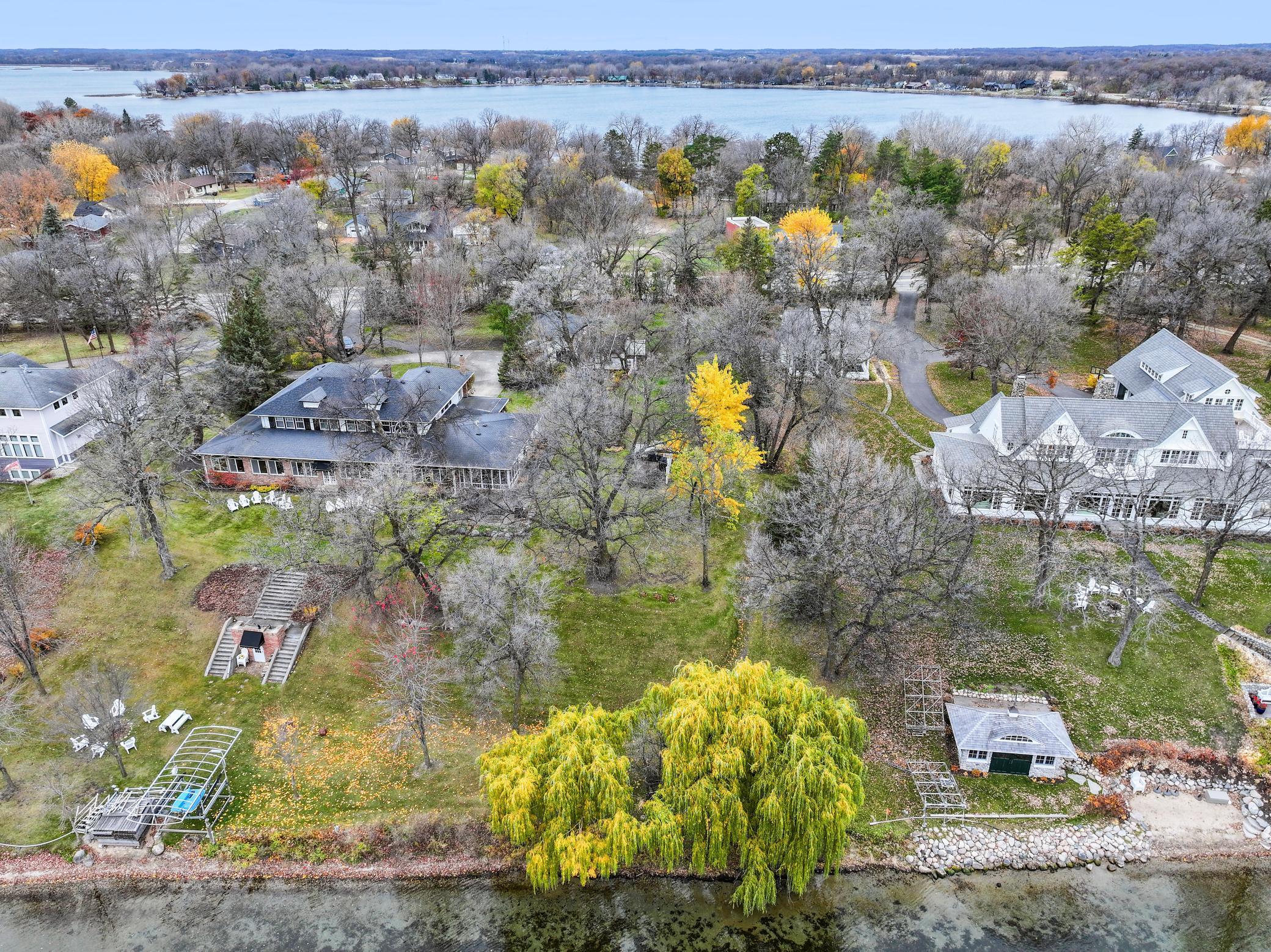 main property photo 13
