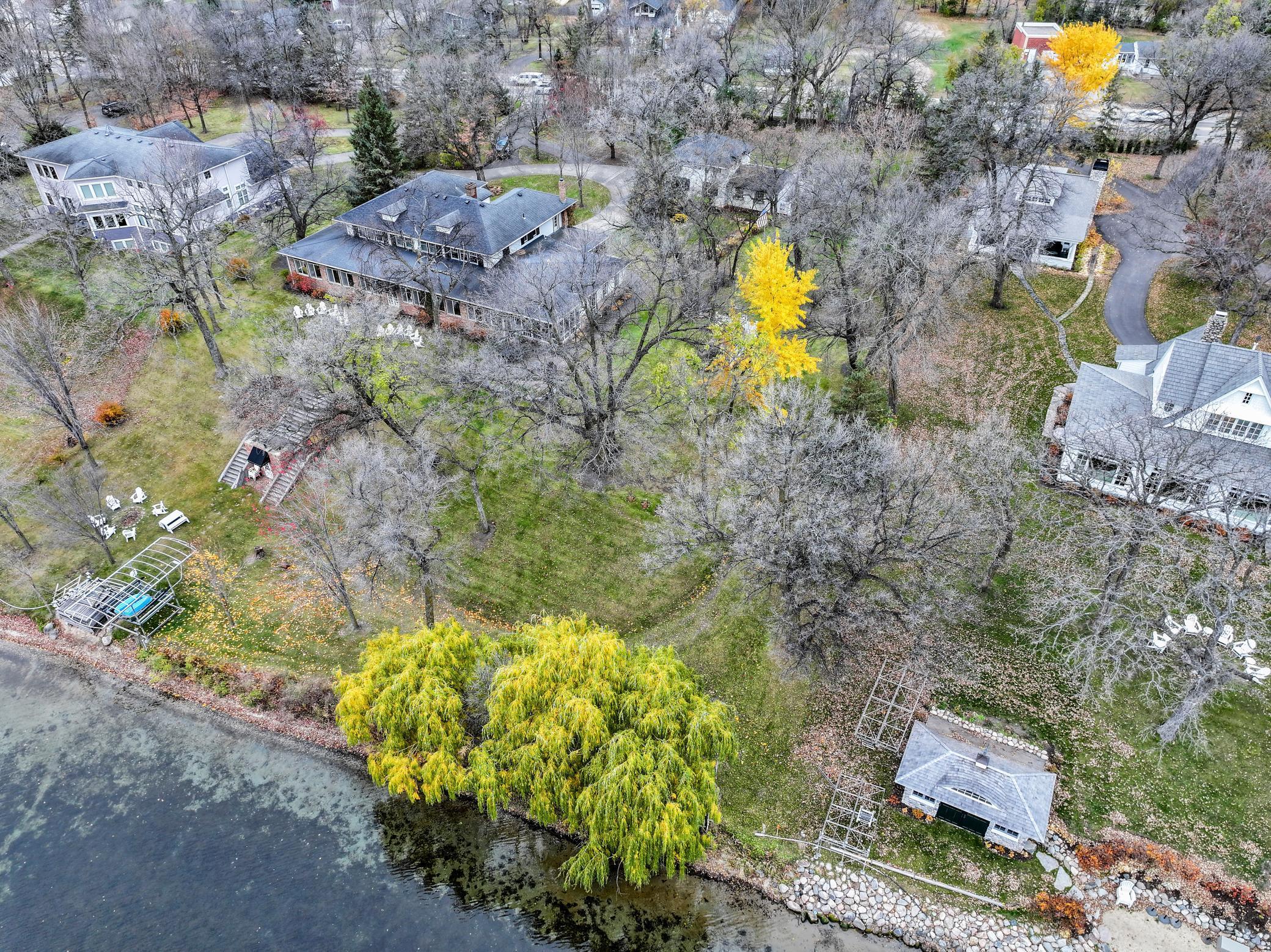 main property photo 14