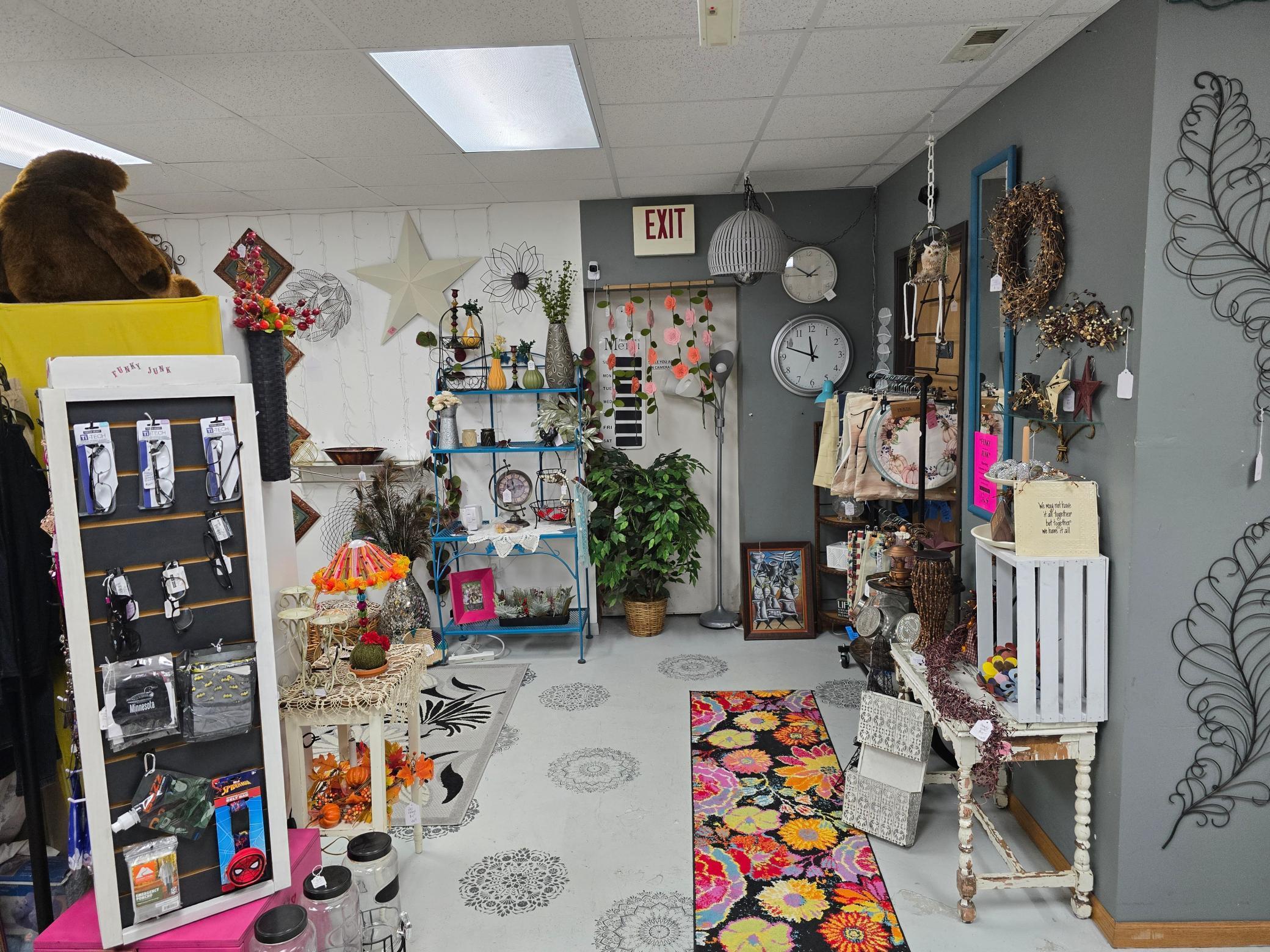 main property photo 31