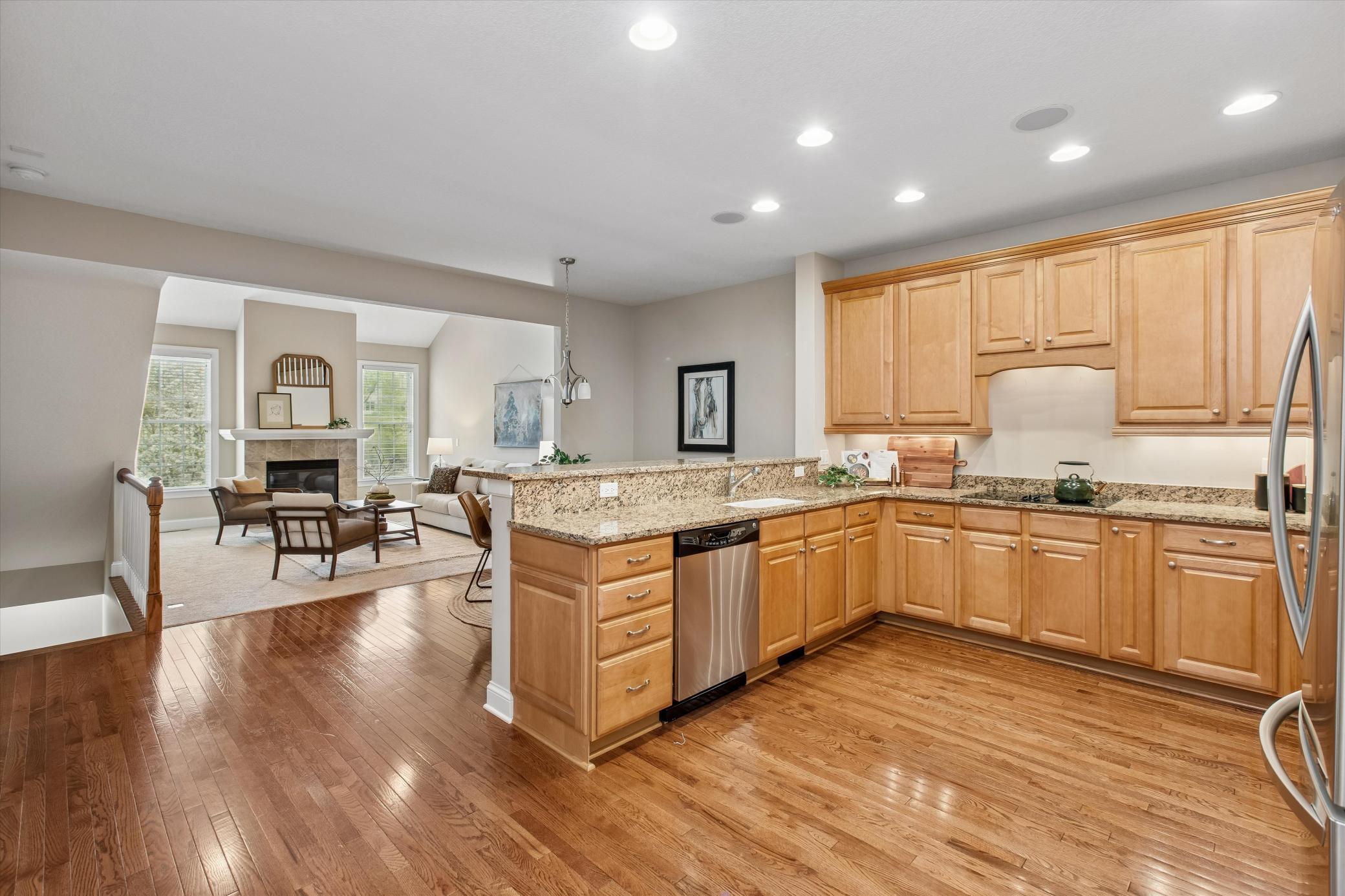 main property photo 5
