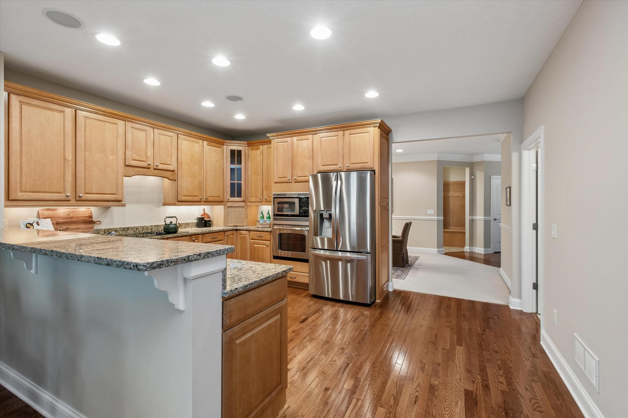main property photo 6